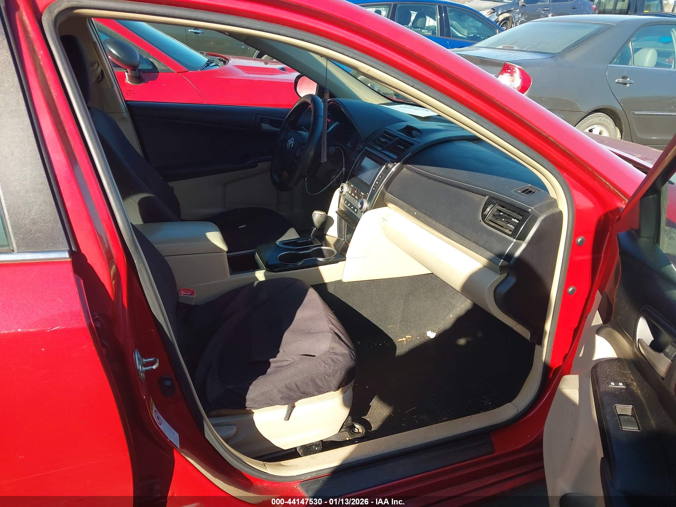 TOYOTA CAMRY image 5