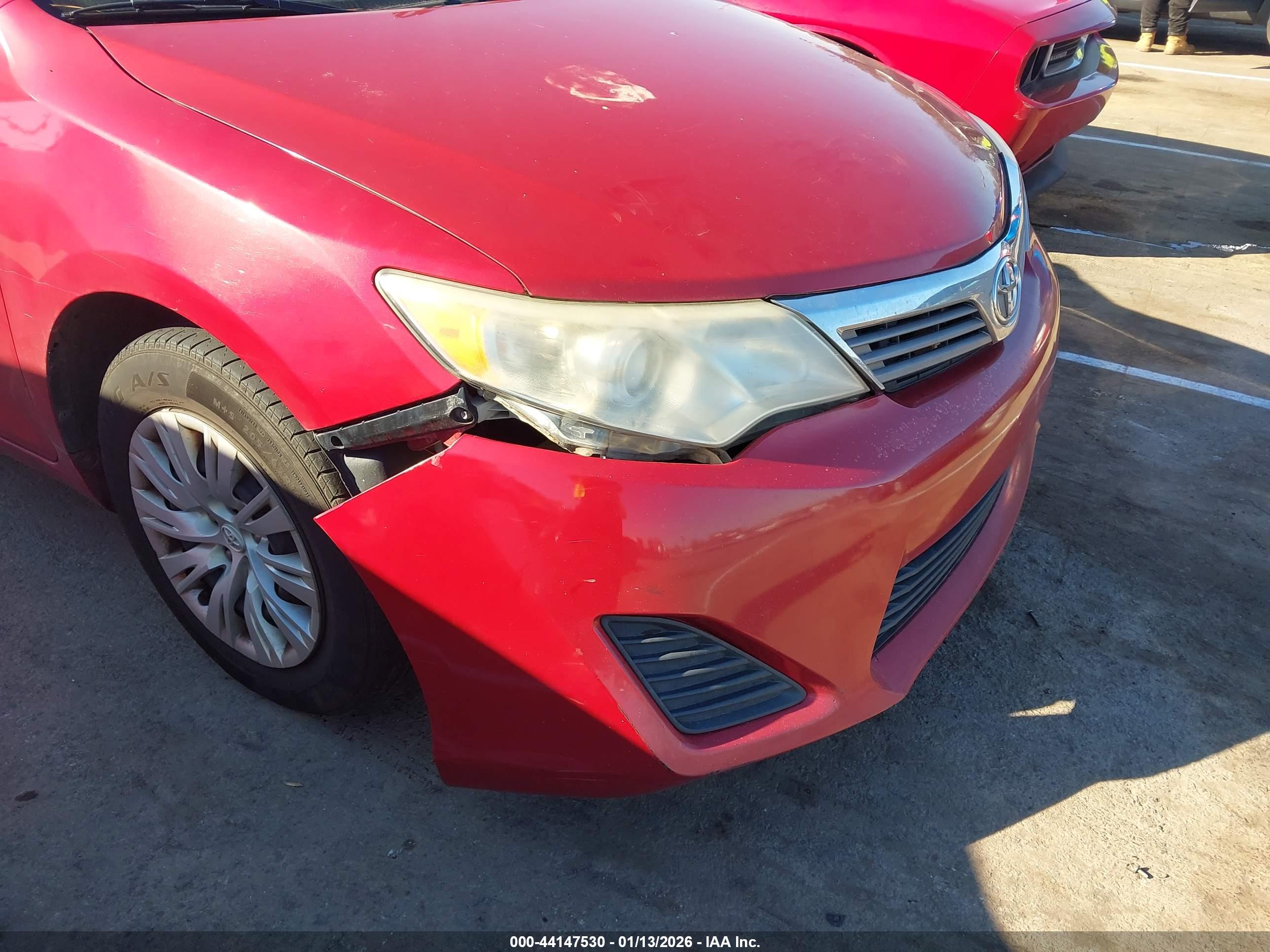 TOYOTA CAMRY image 6