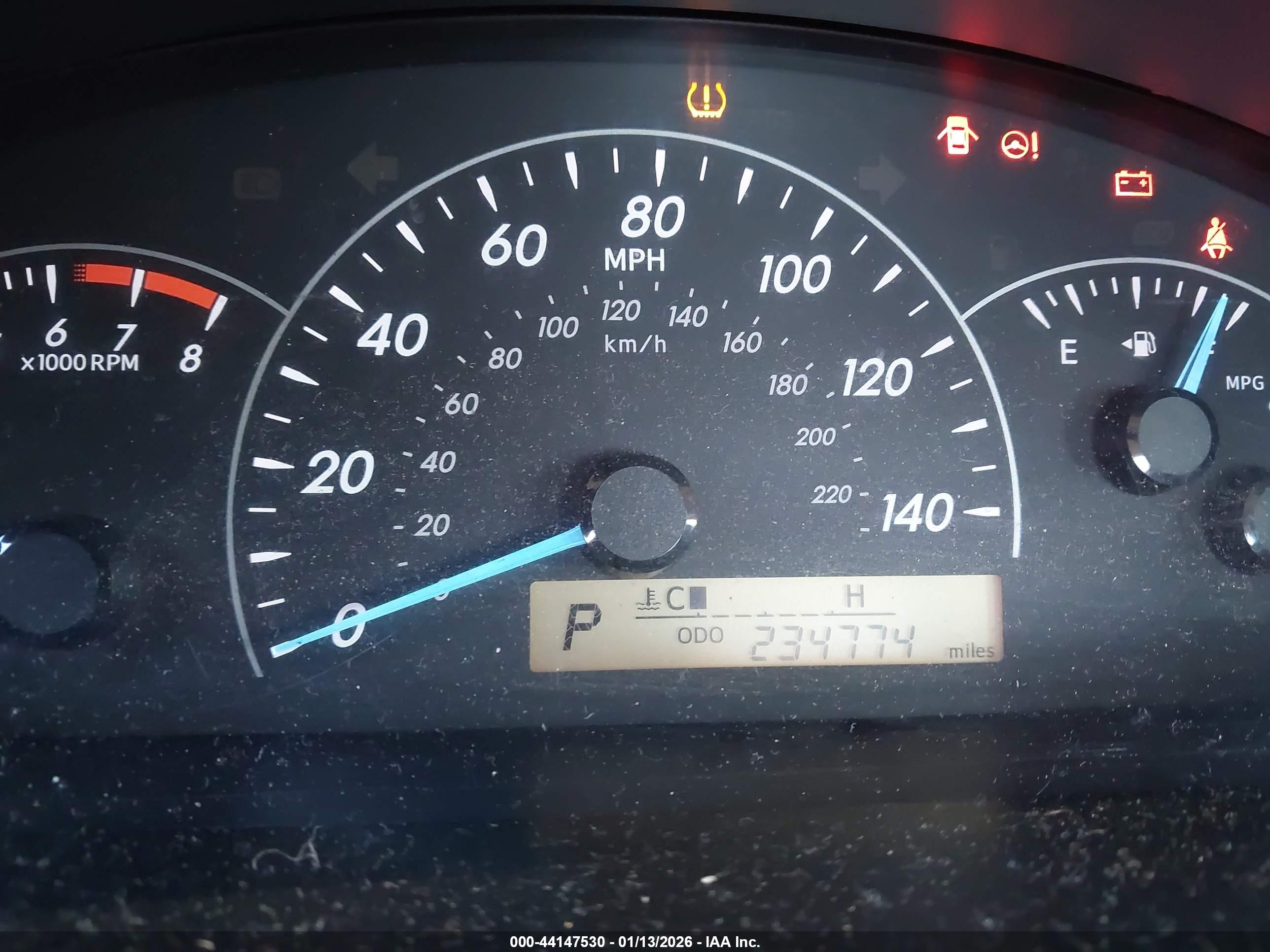 TOYOTA CAMRY image 7