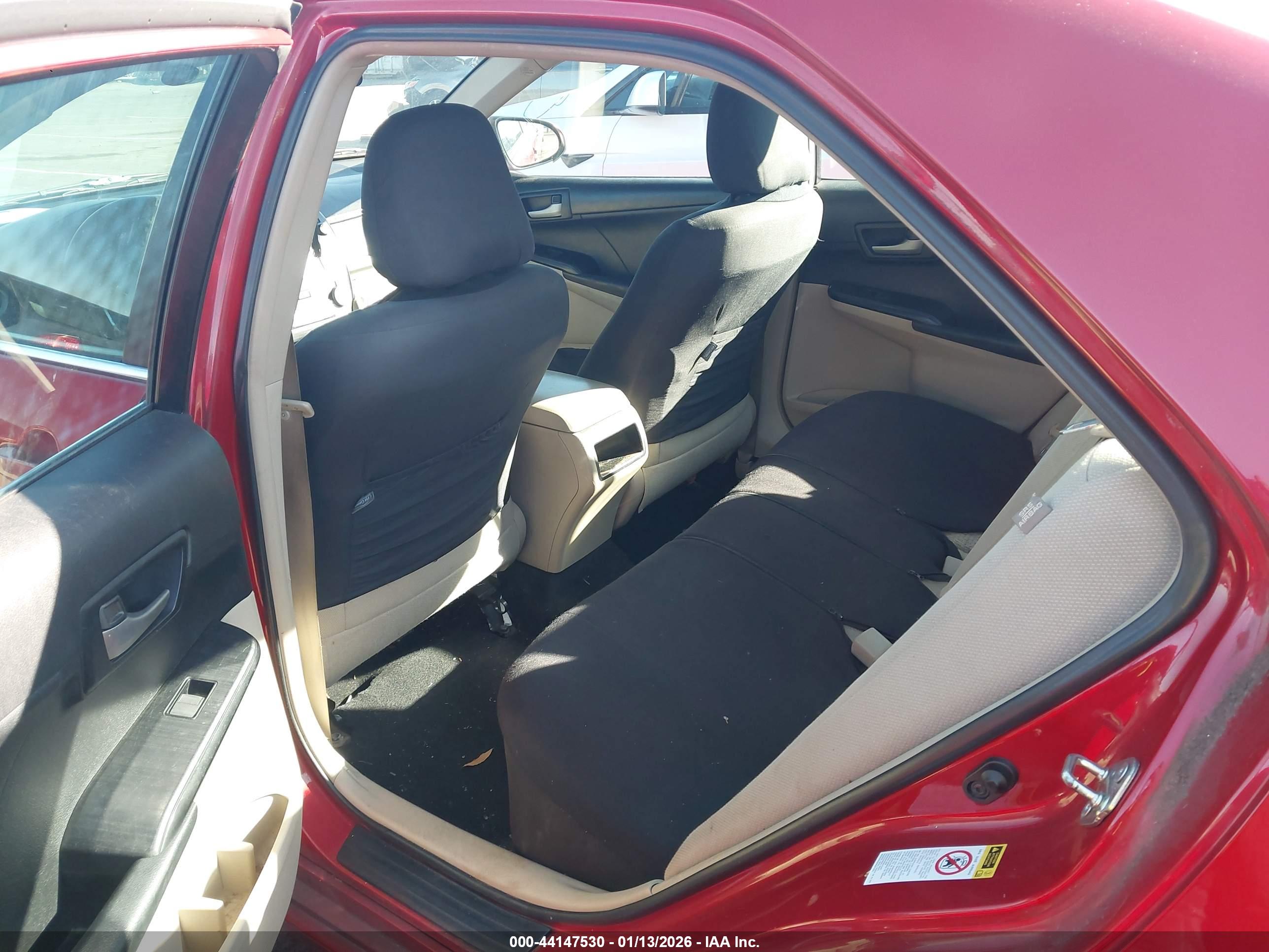 TOYOTA CAMRY image 8
