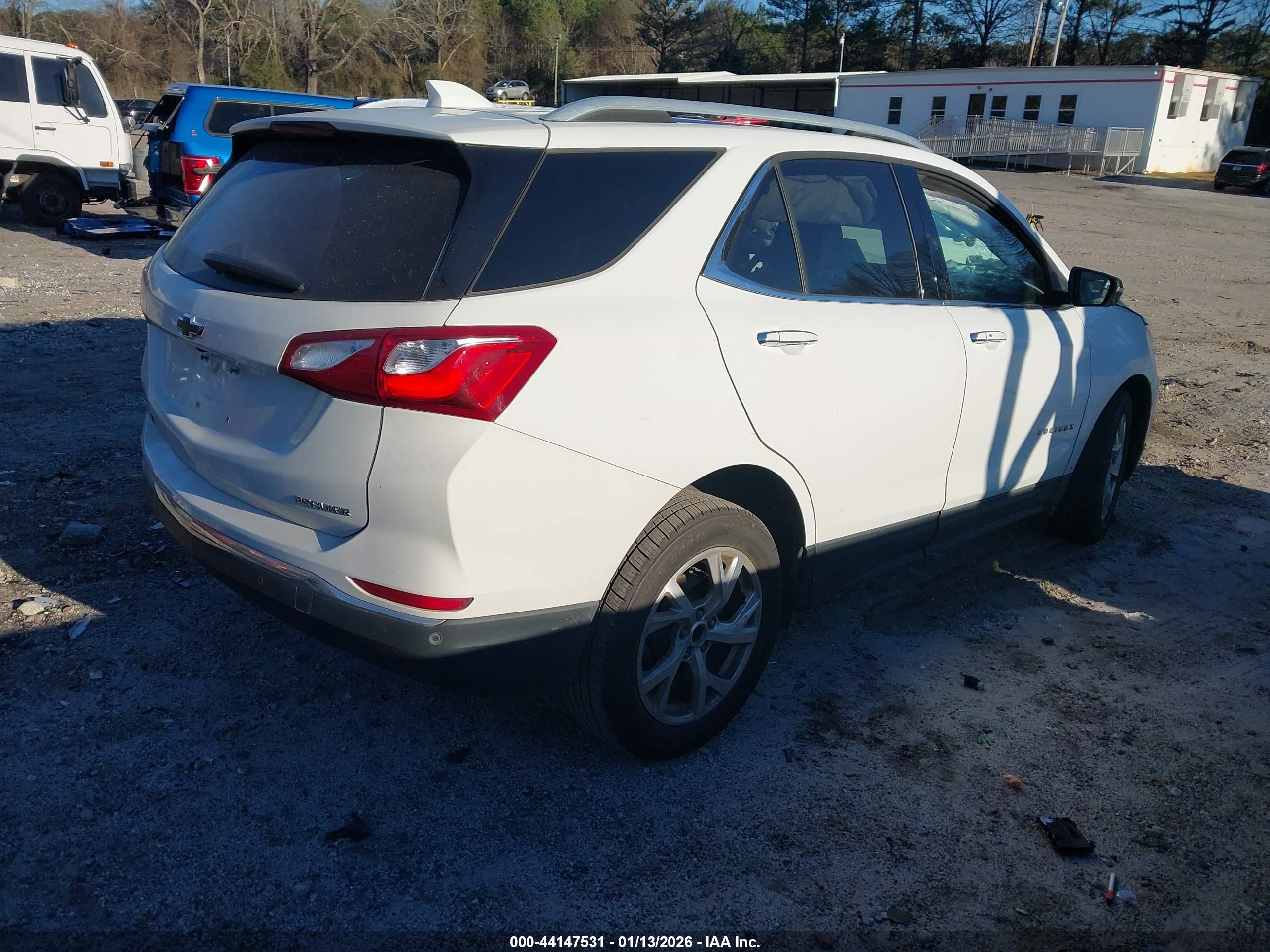 CHEVROLET EQUINOX image 4