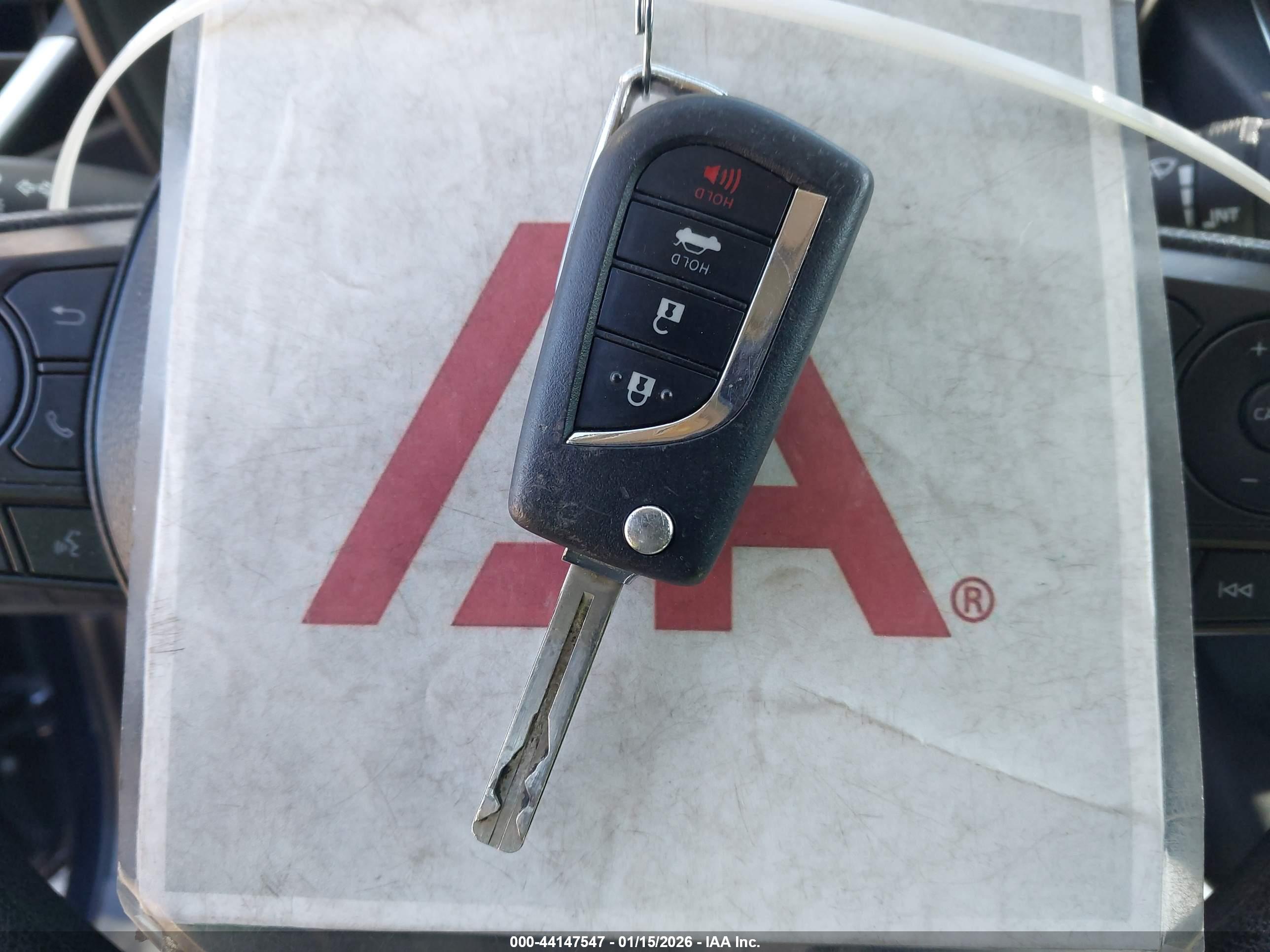 TOYOTA COROLLA image 11