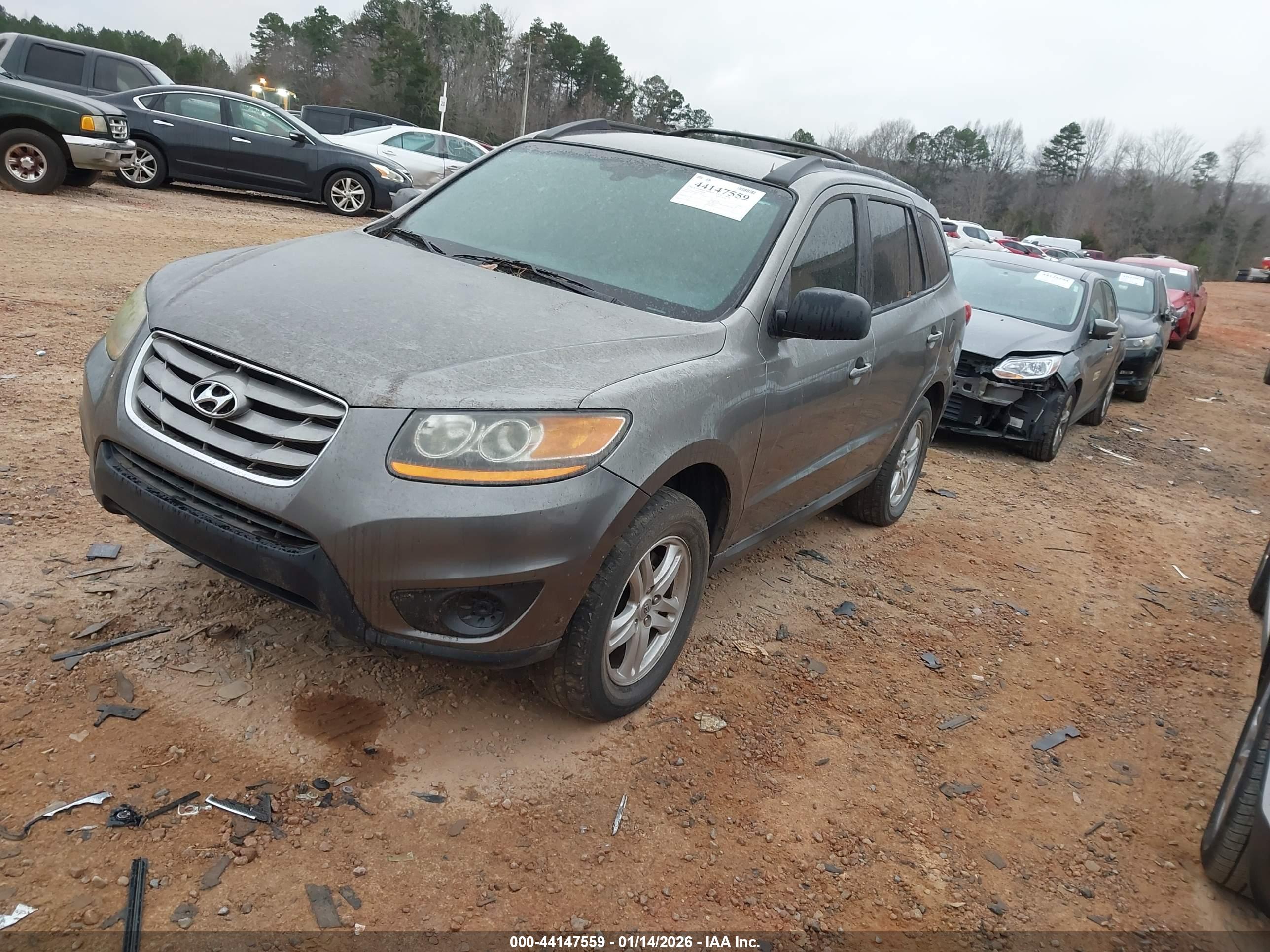 HYUNDAI SANTA image 2