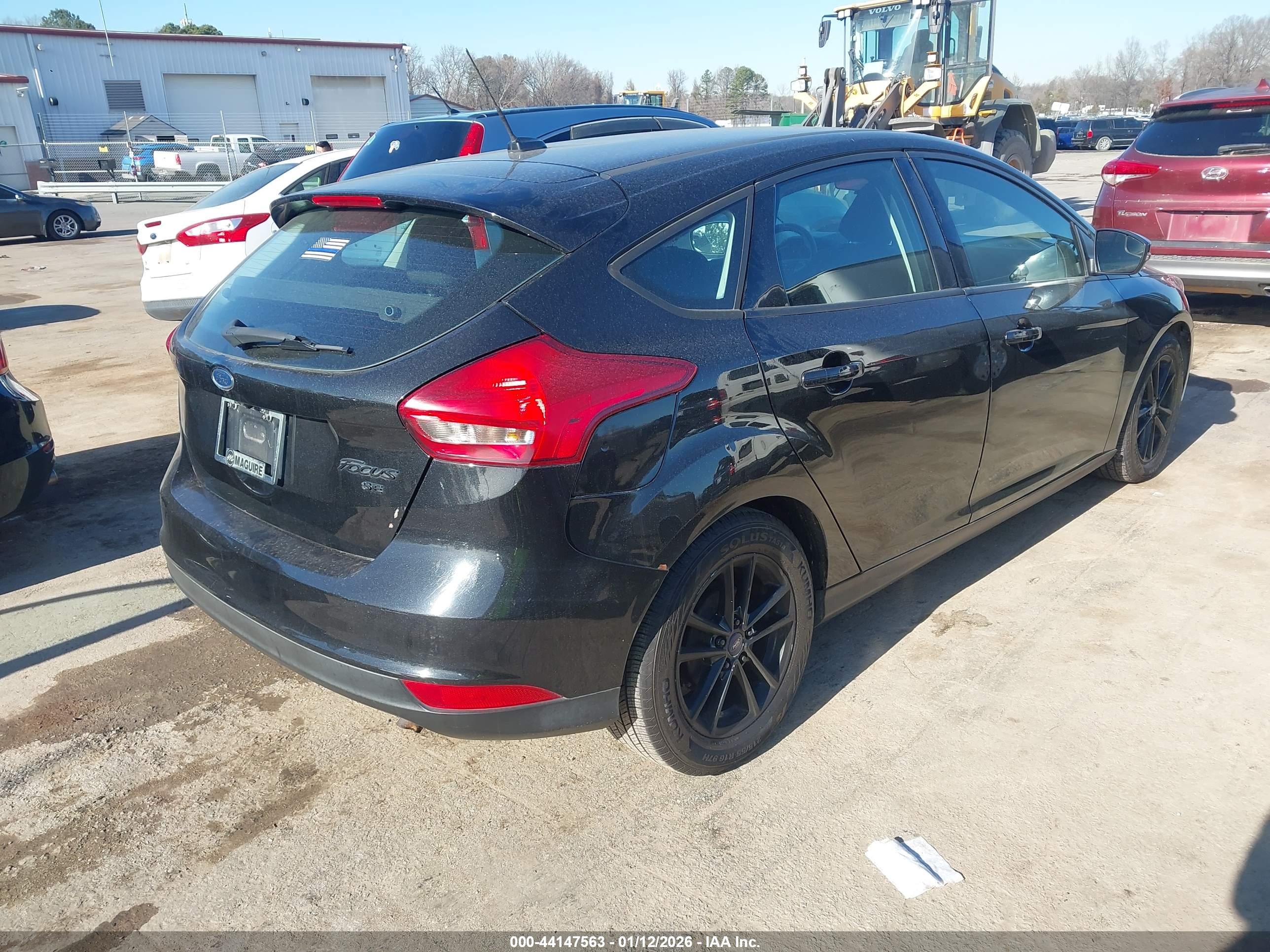 FORD FOCUS image 4