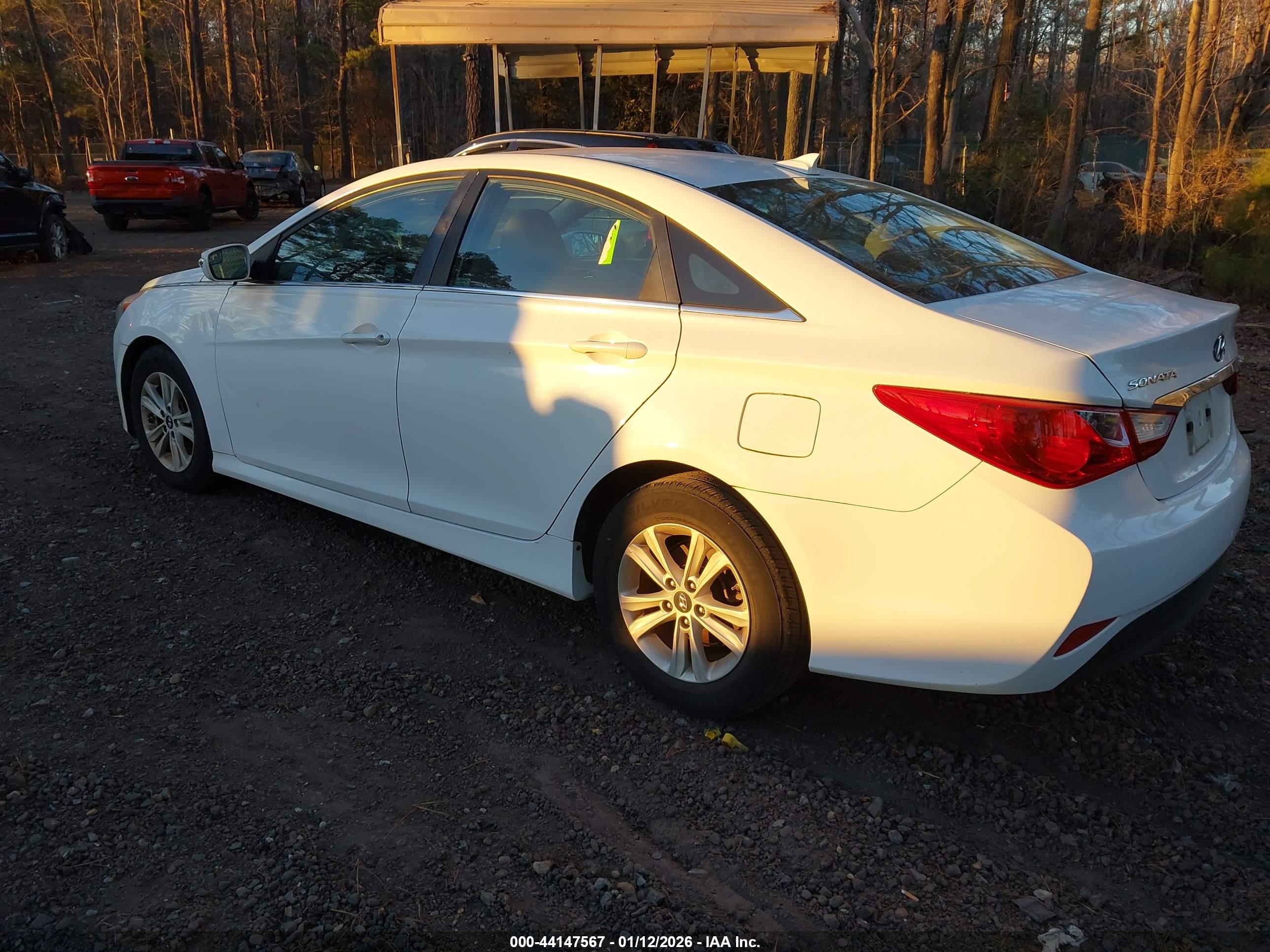 HYUNDAI SONATA image 3