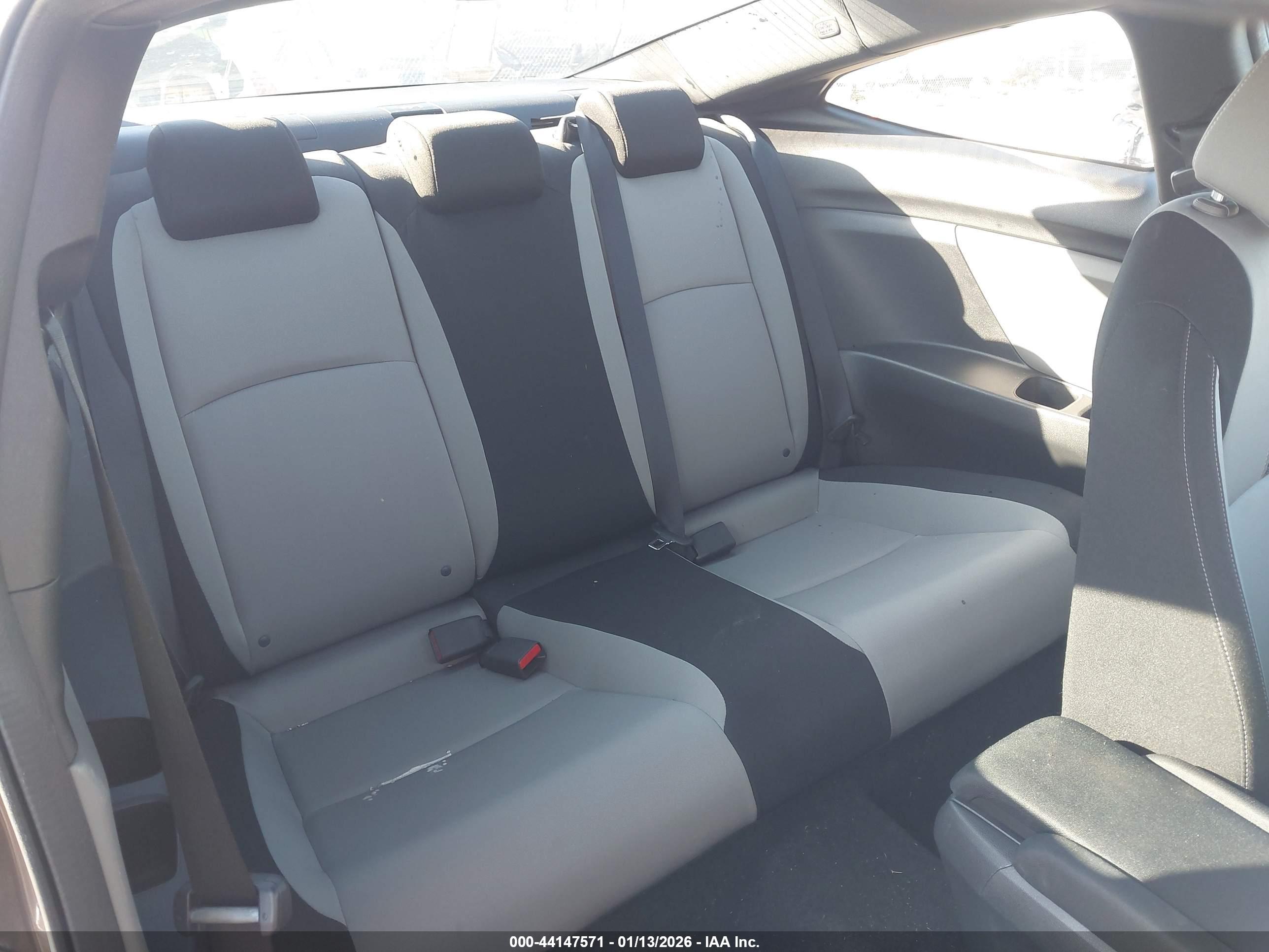 HONDA CIVIC image 8