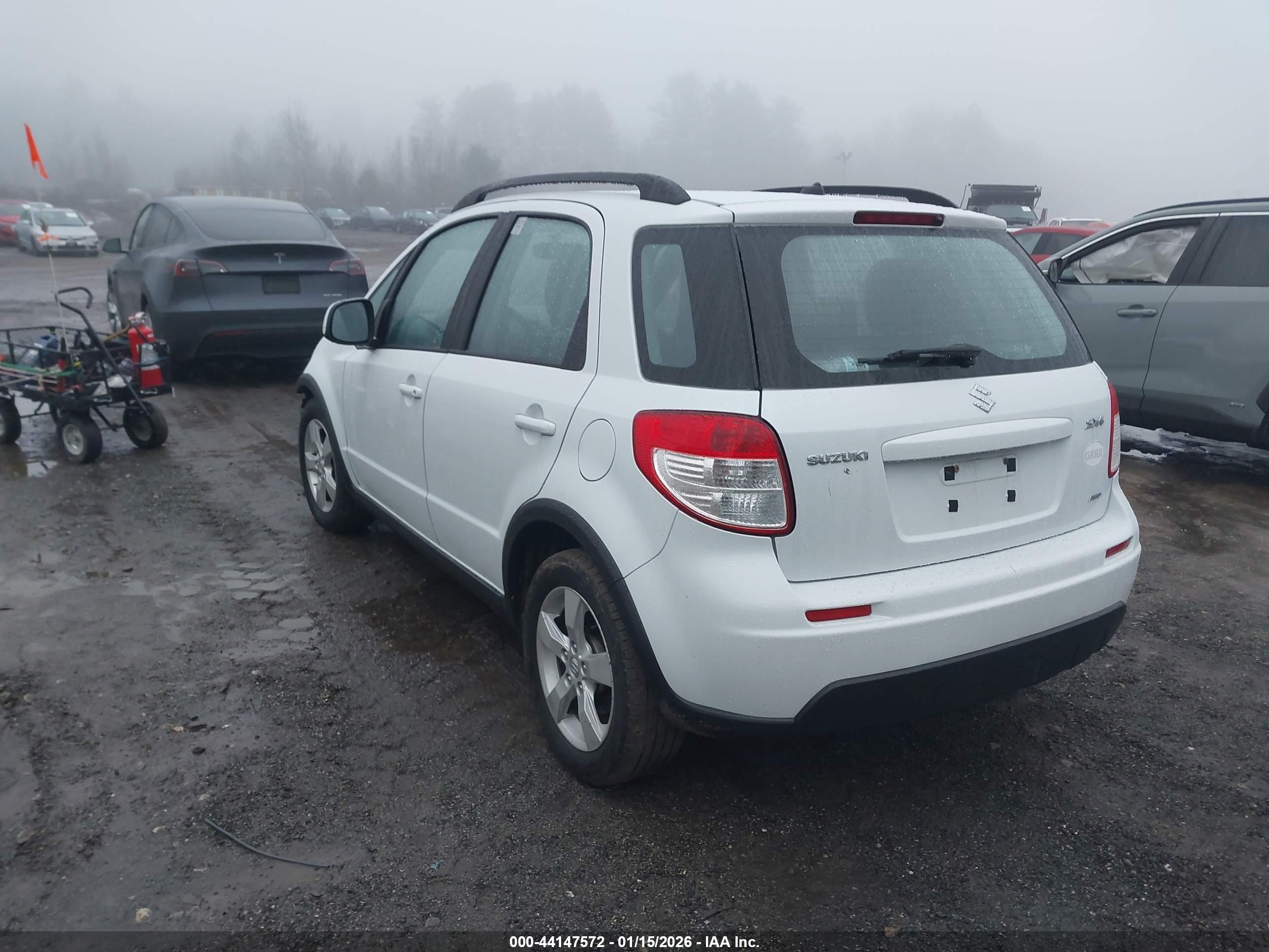 SUZUKI SX4 image 3