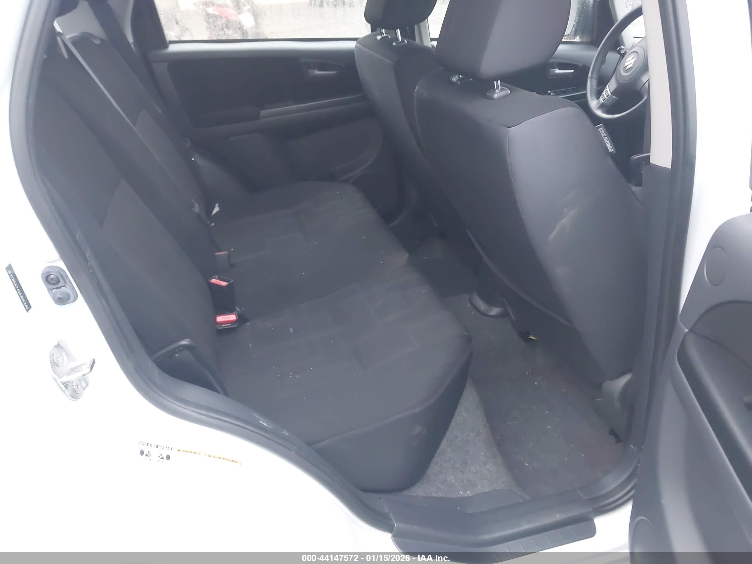 SUZUKI SX4 image 8