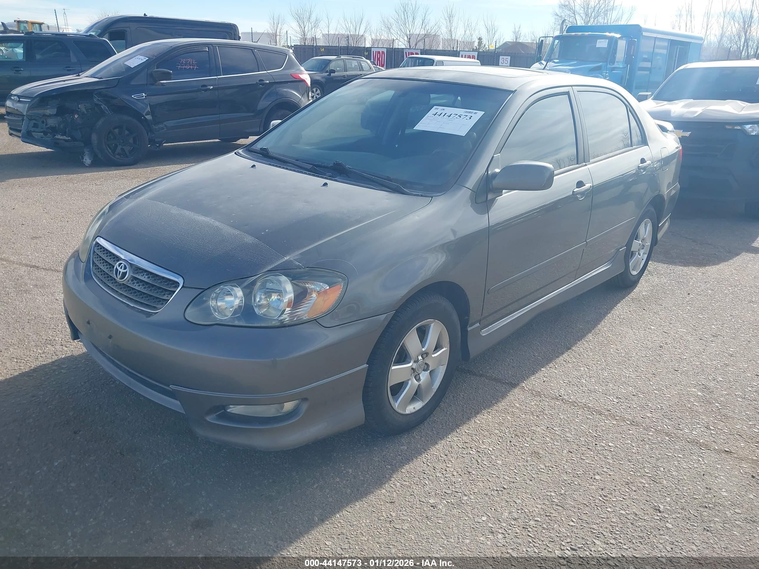 TOYOTA COROLLA image 2