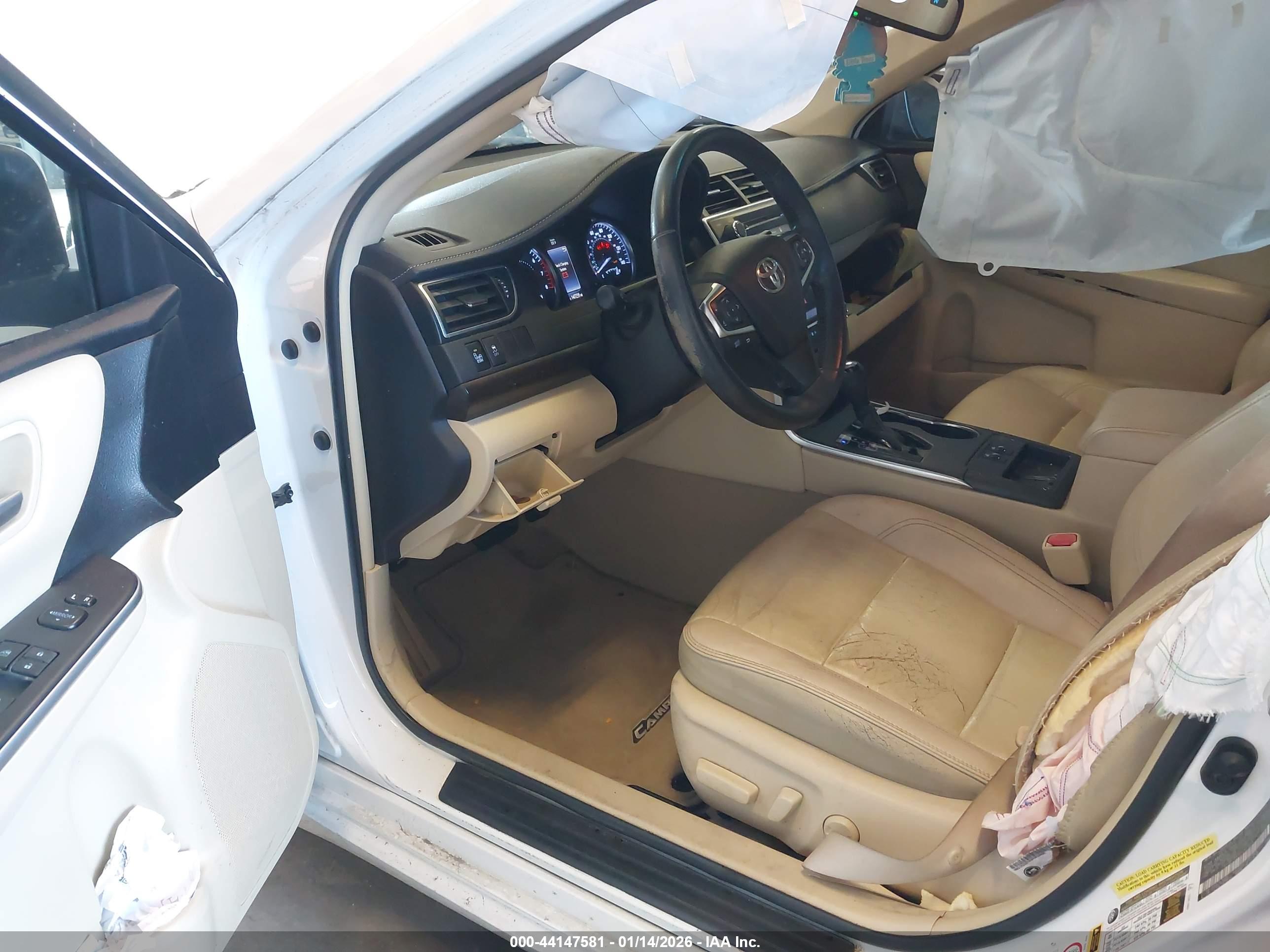 TOYOTA CAMRY image 5