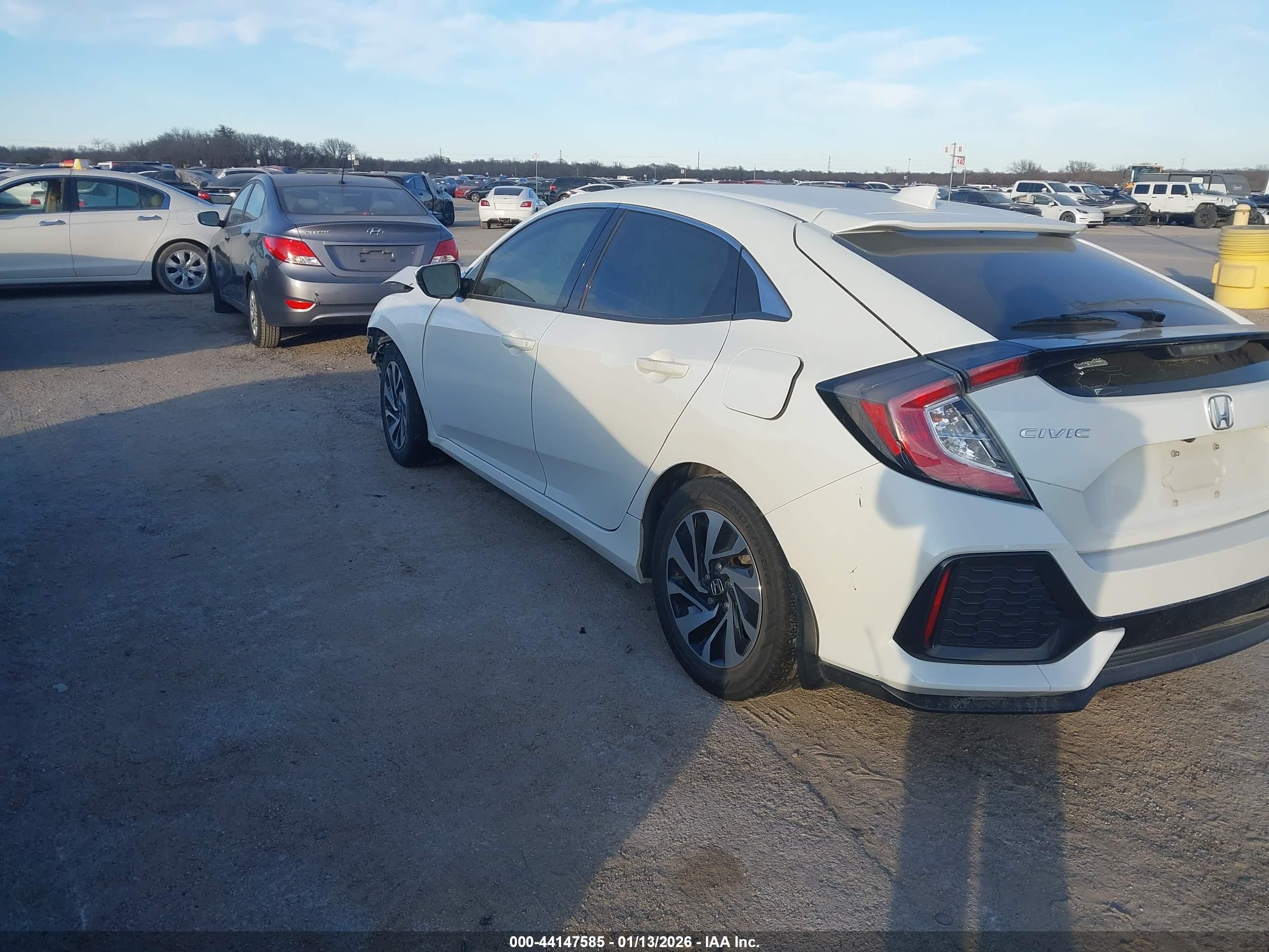 HONDA CIVIC image 3
