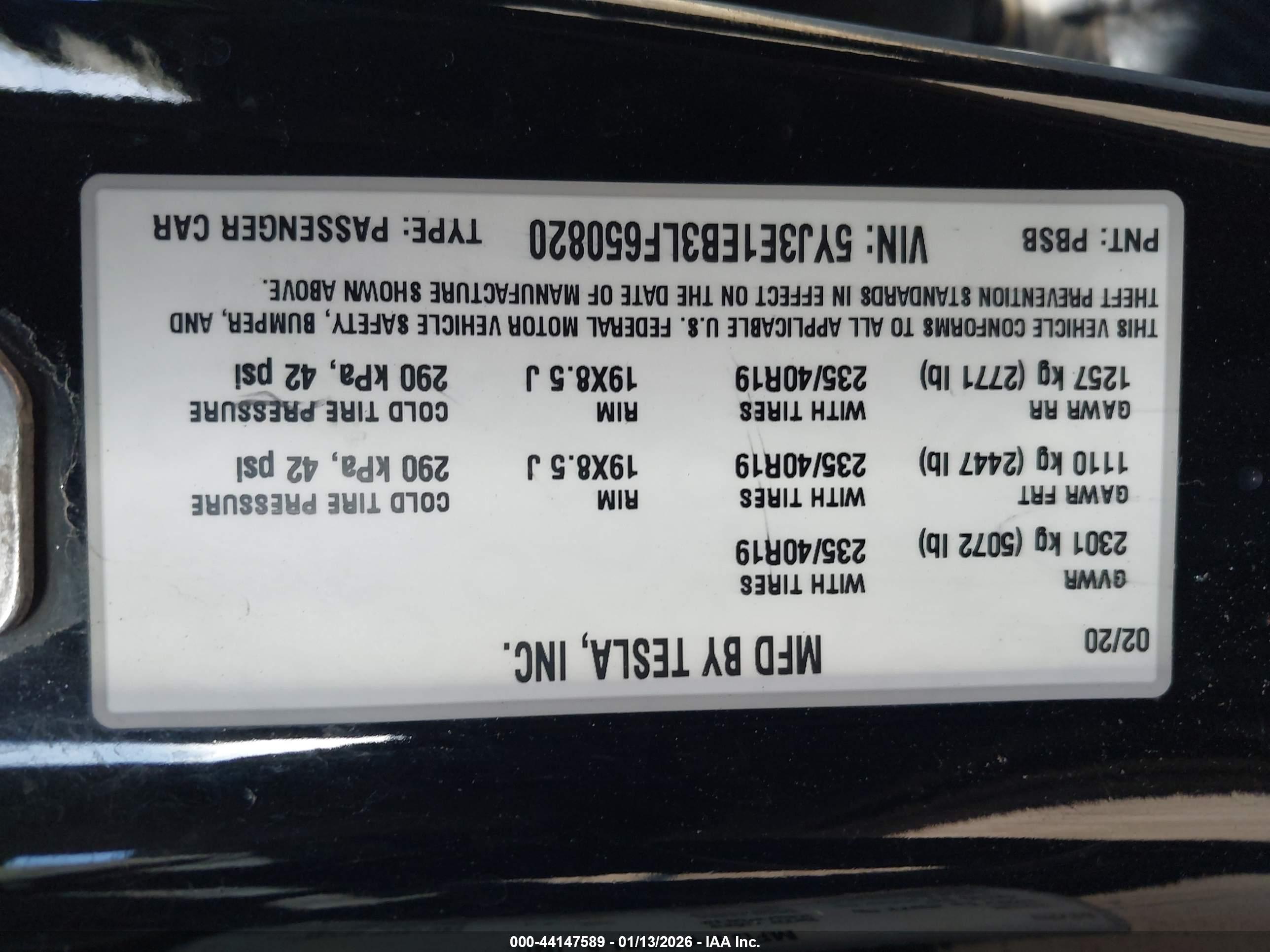 TESLA MODEL image 9