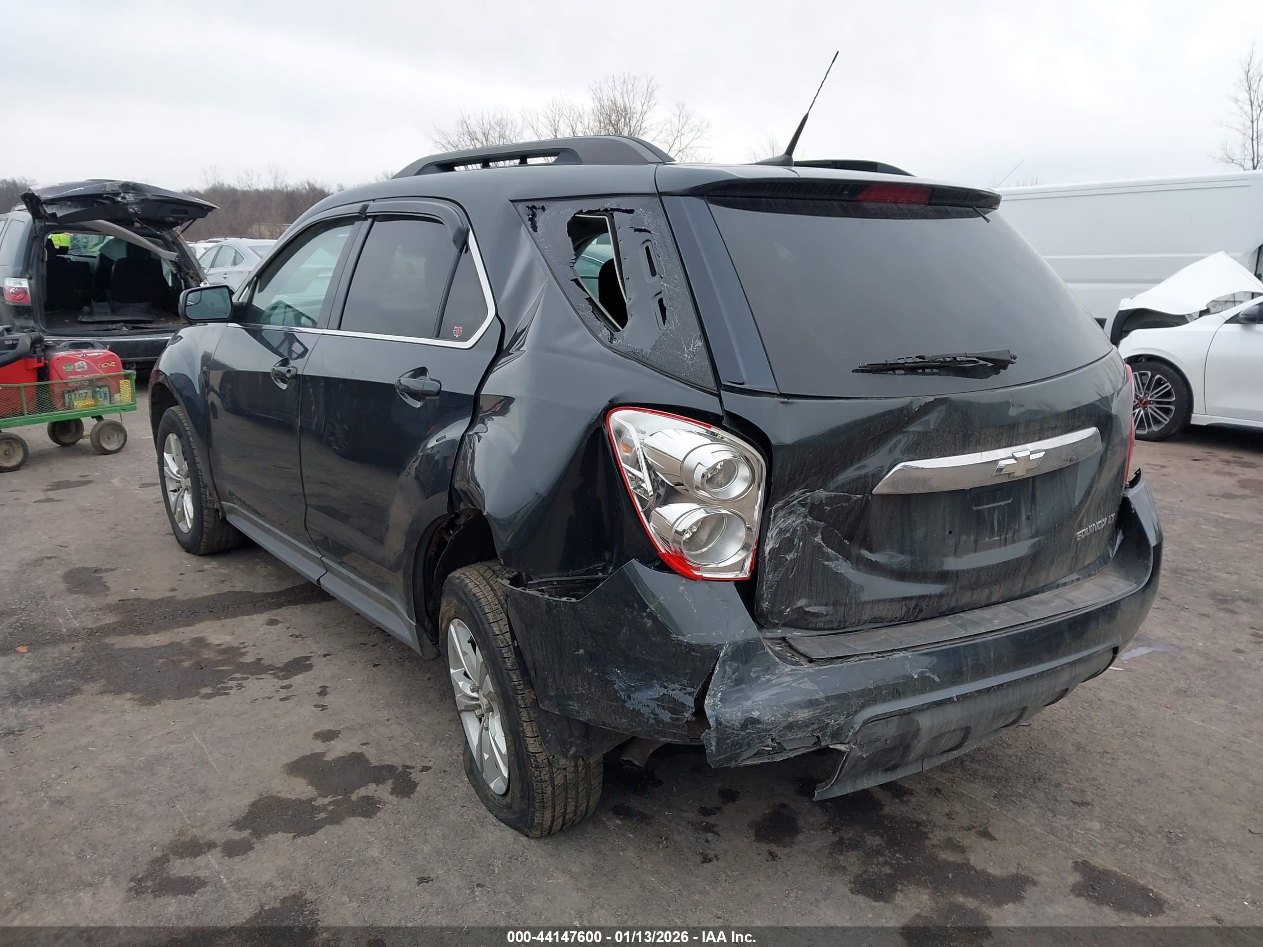 CHEVROLET EQUINOX image 3