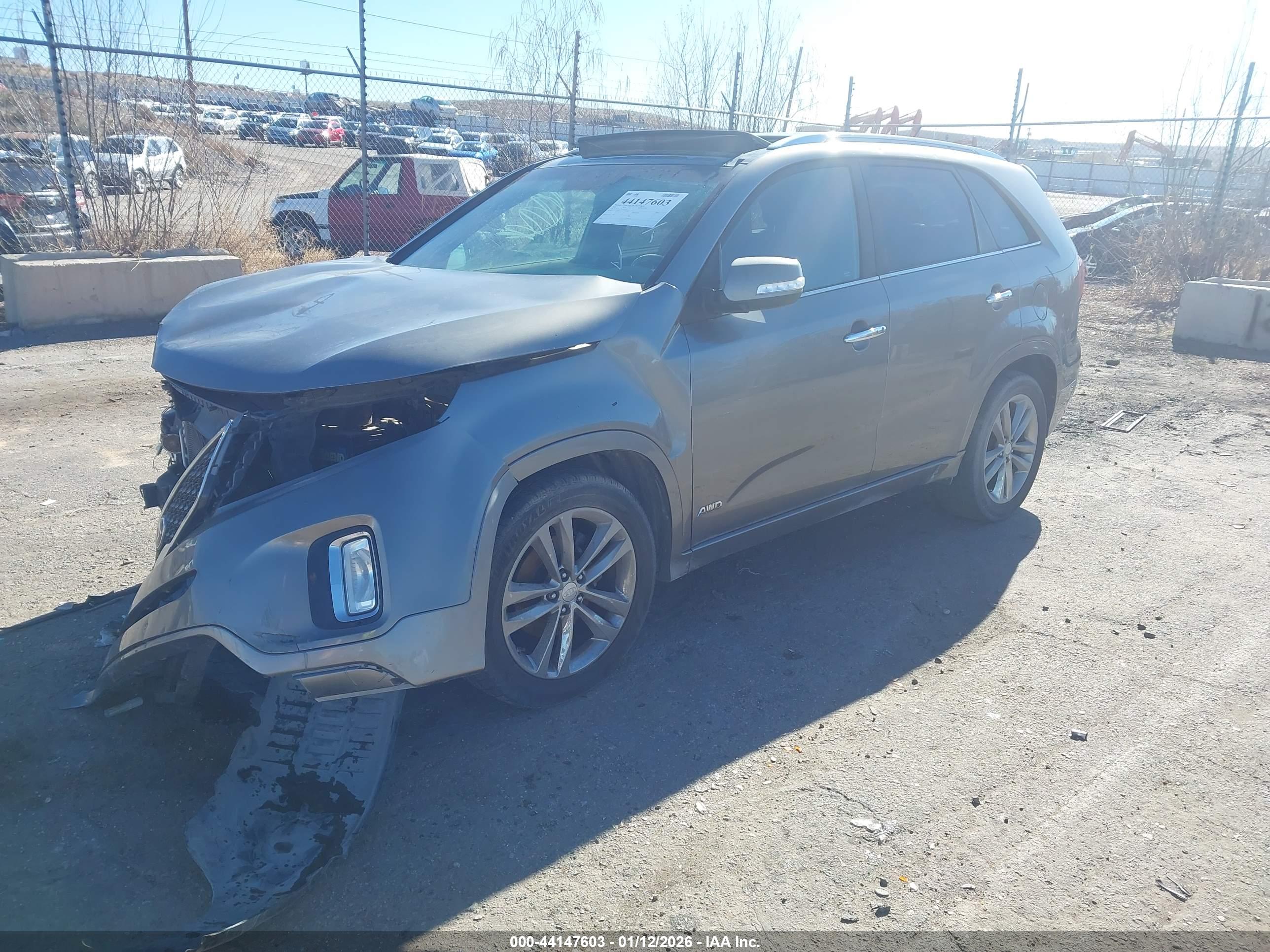 KIA SORENTO image 2