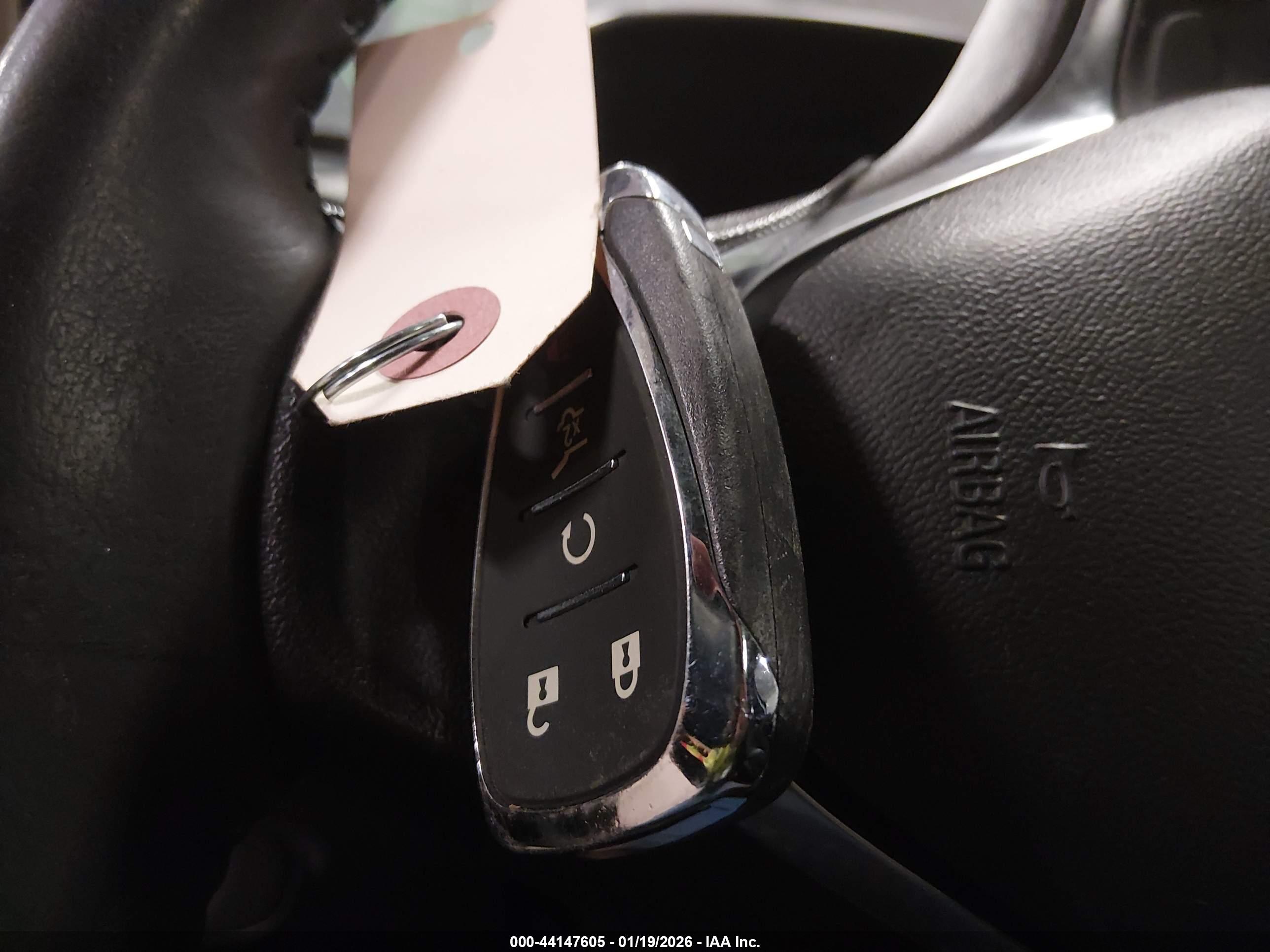 CHEVROLET EQUINOX image 11