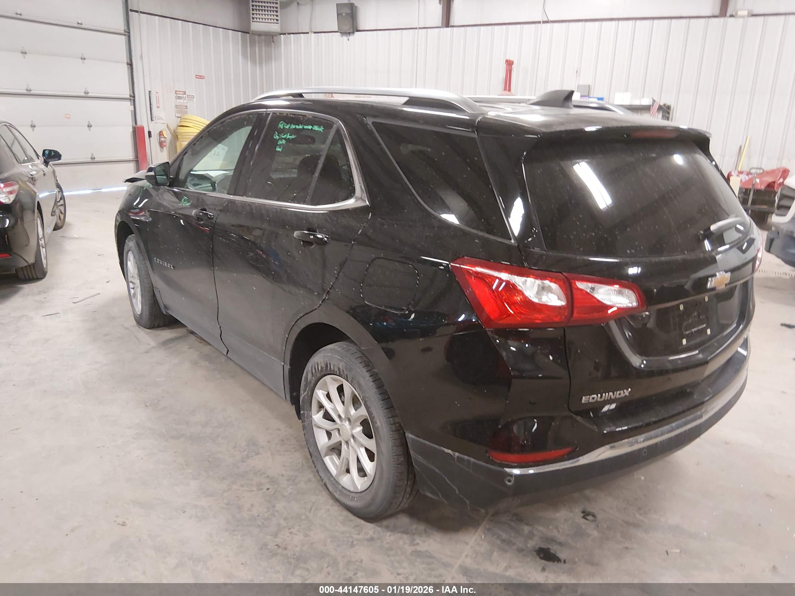 CHEVROLET EQUINOX image 3