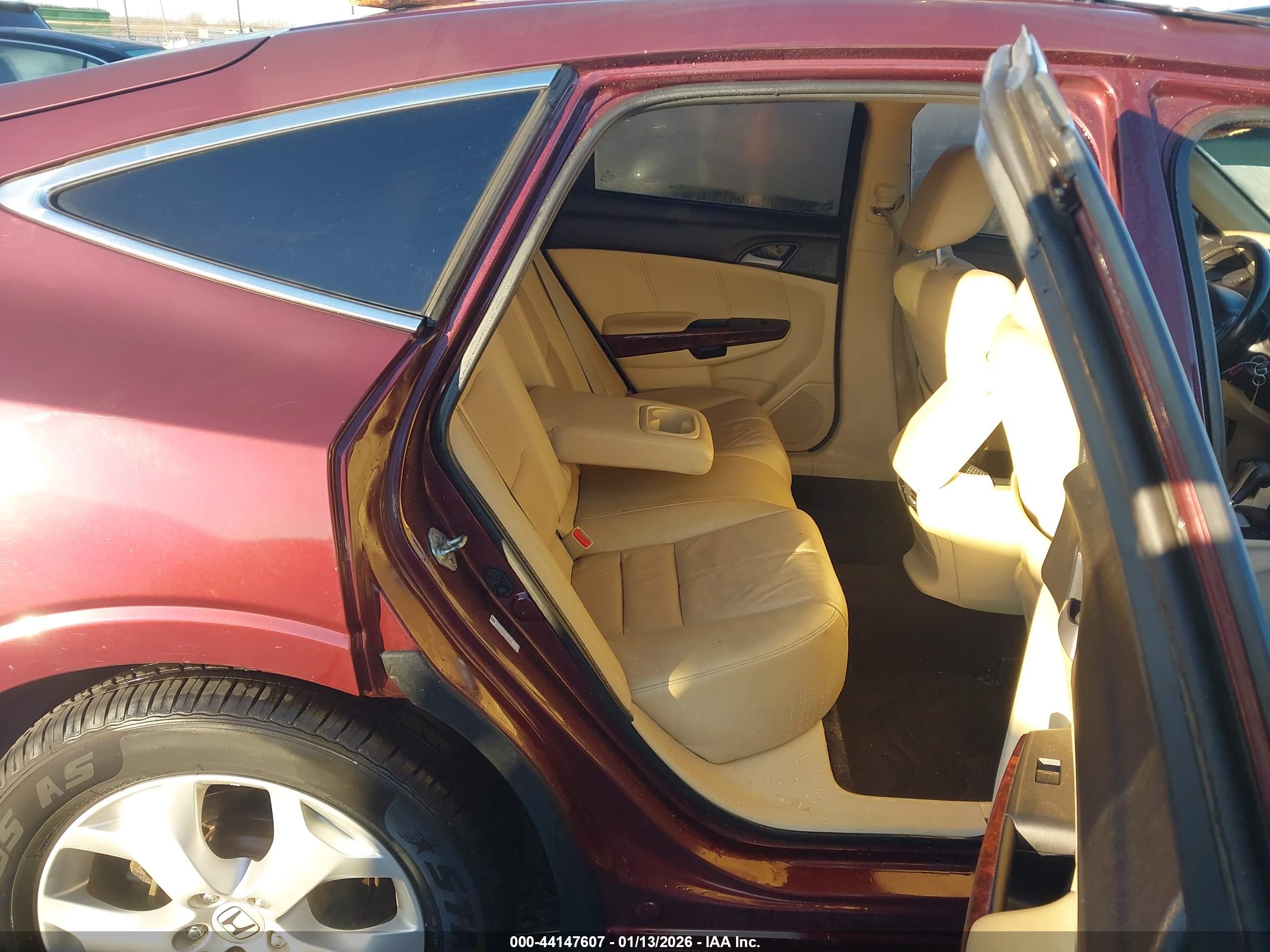 HONDA CROSSTOUR image 8