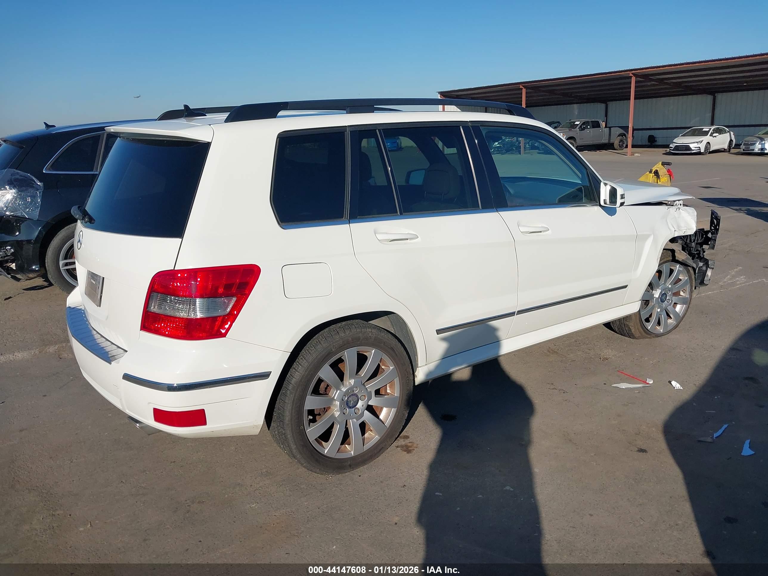 MERCEDES-BENZ GLK image 4