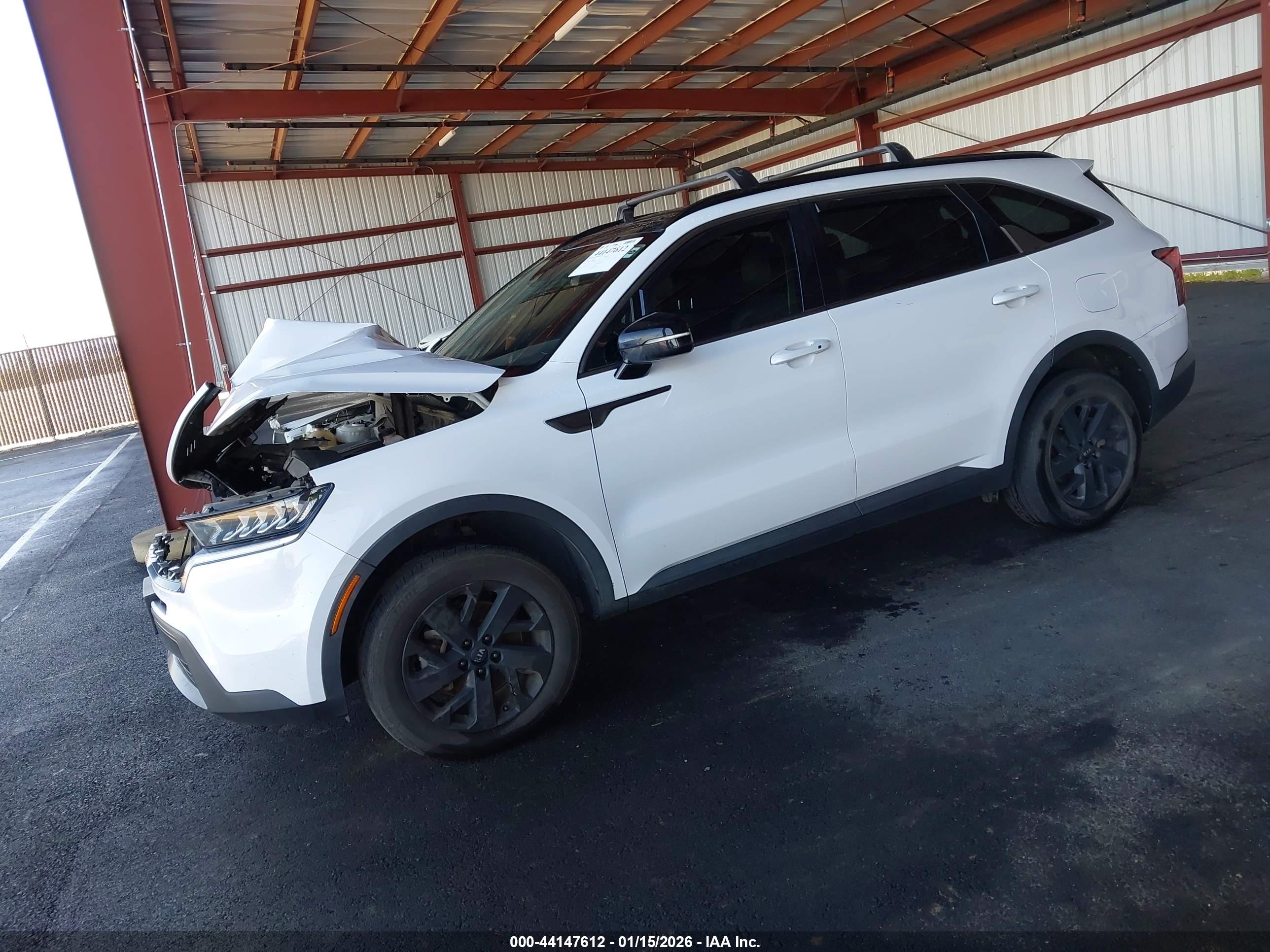 KIA SORENTO image 2