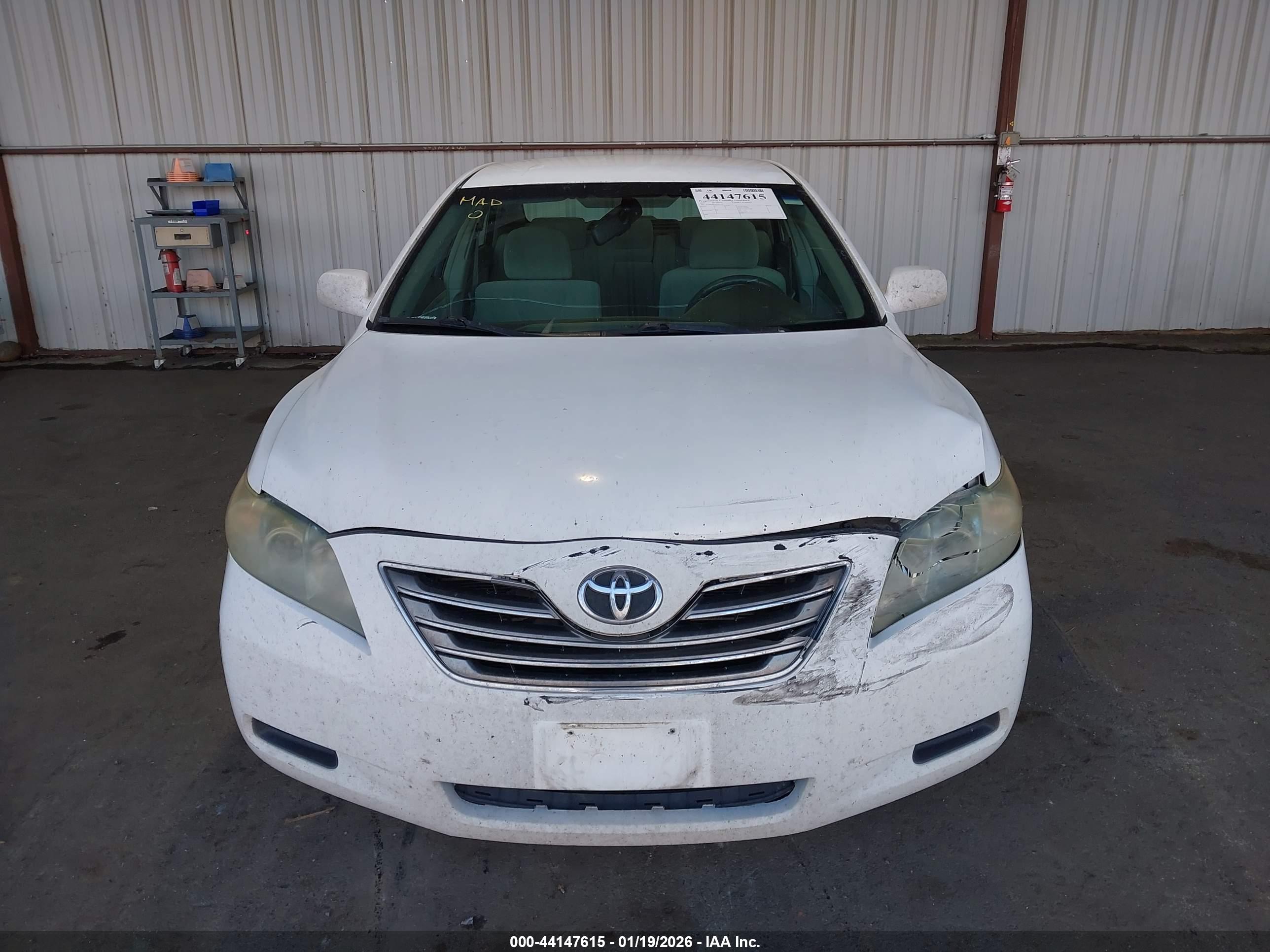 TOYOTA CAMRY image 6