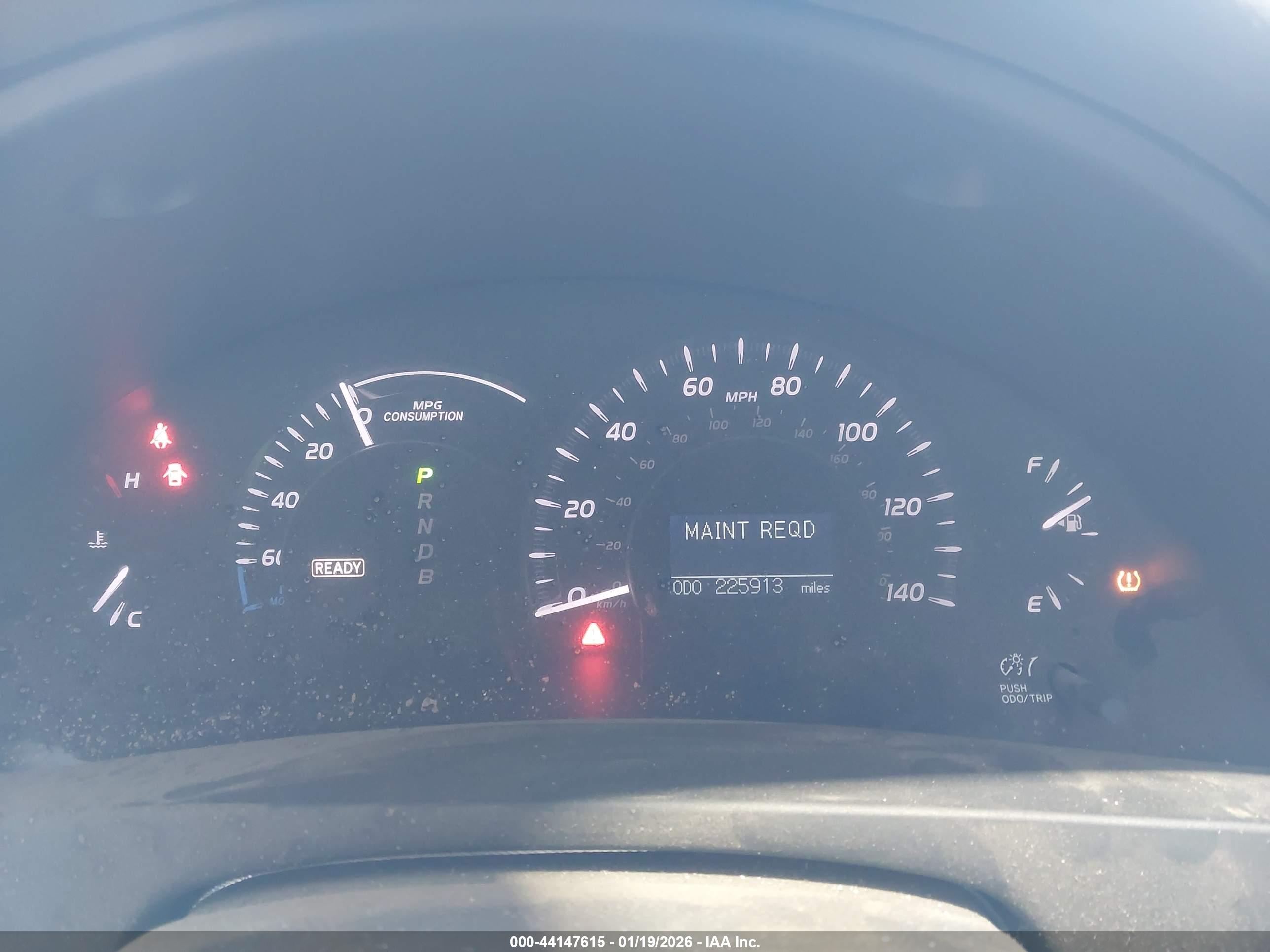 TOYOTA CAMRY image 7