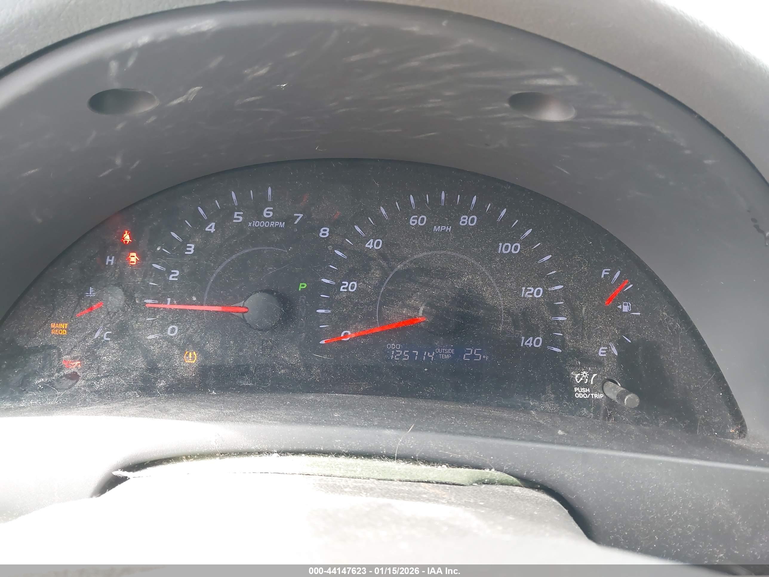 TOYOTA CAMRY image 7