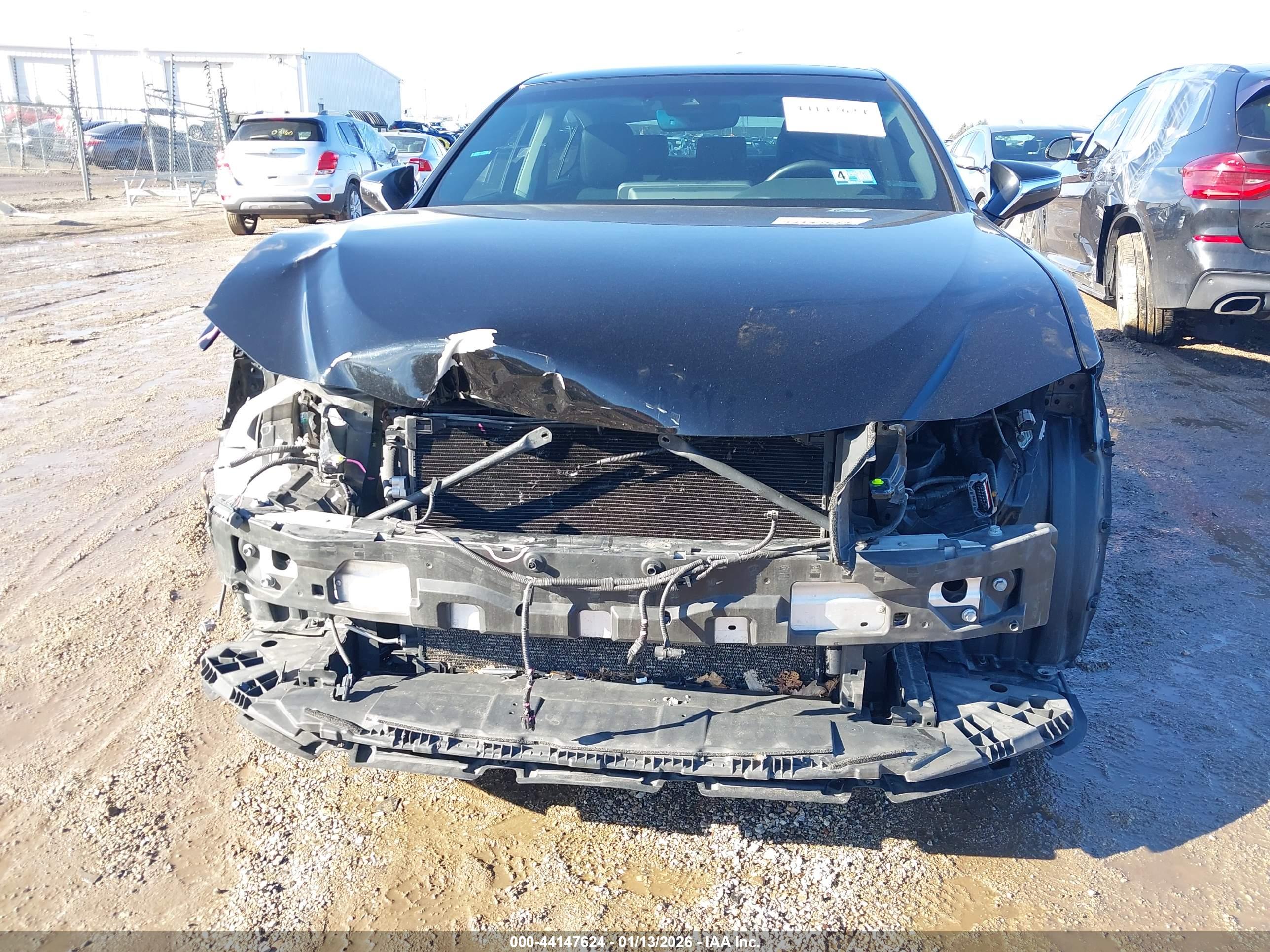LEXUS ES image 6