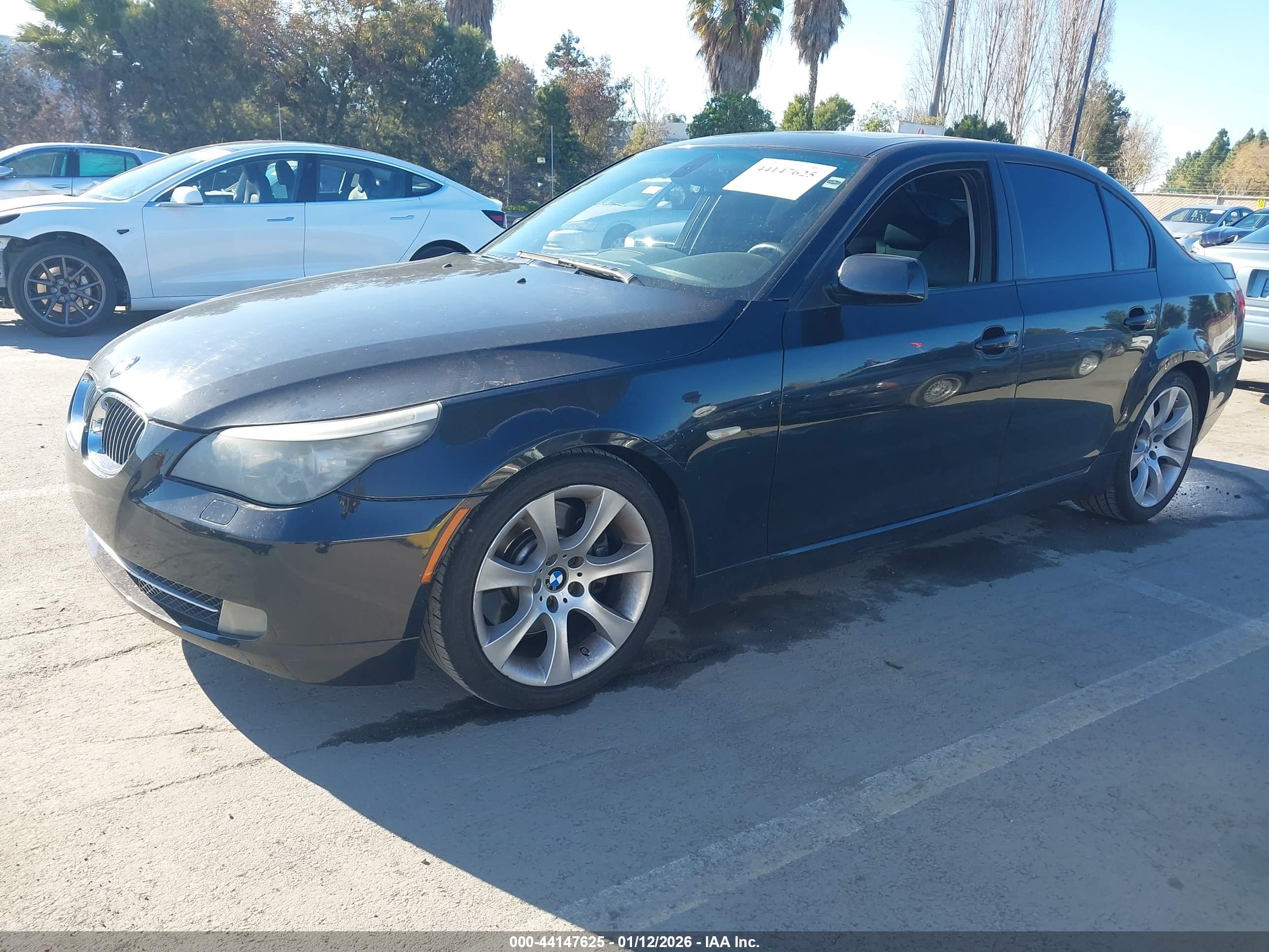 BMW 535I image 2