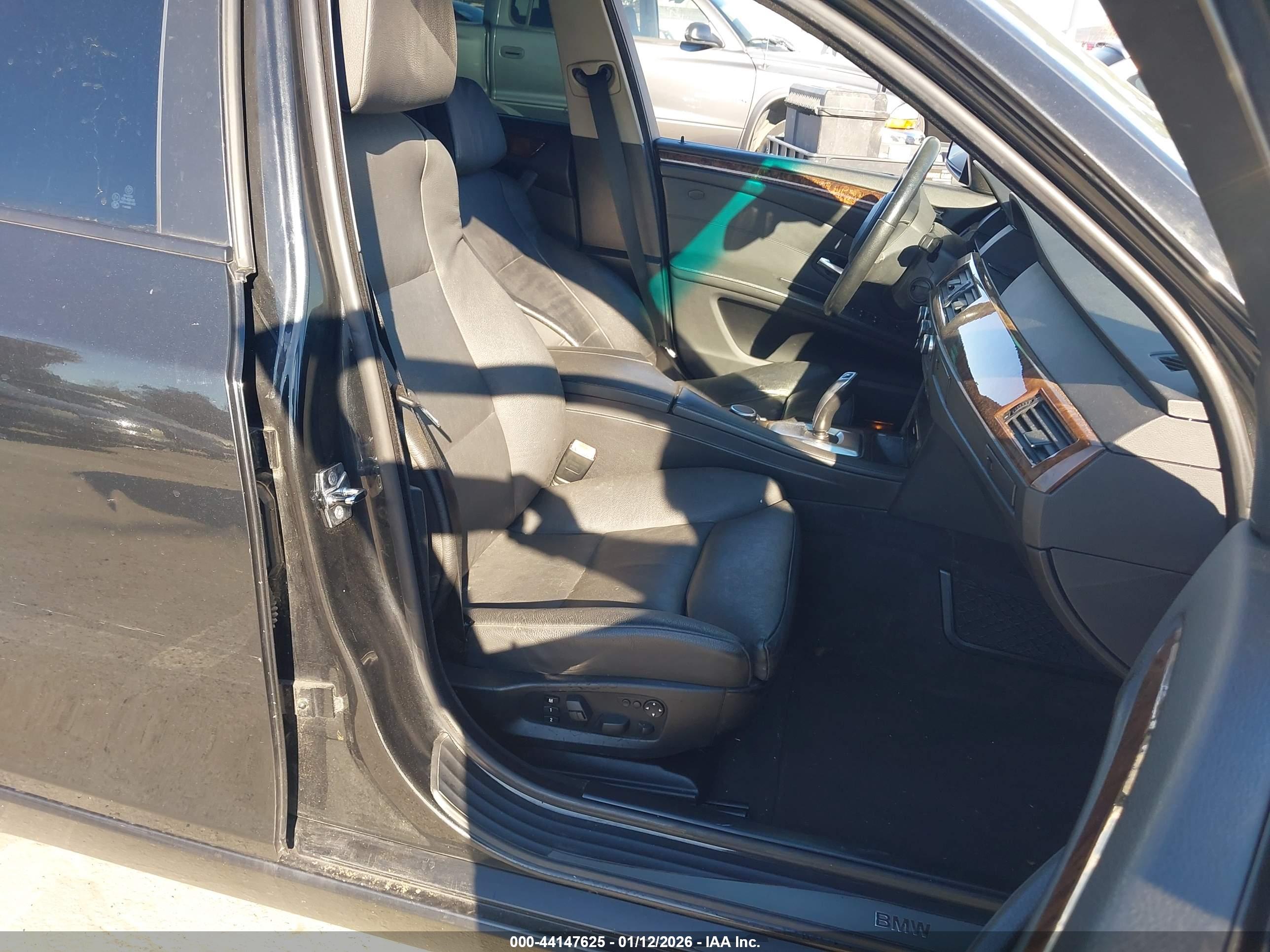 BMW 535I image 5