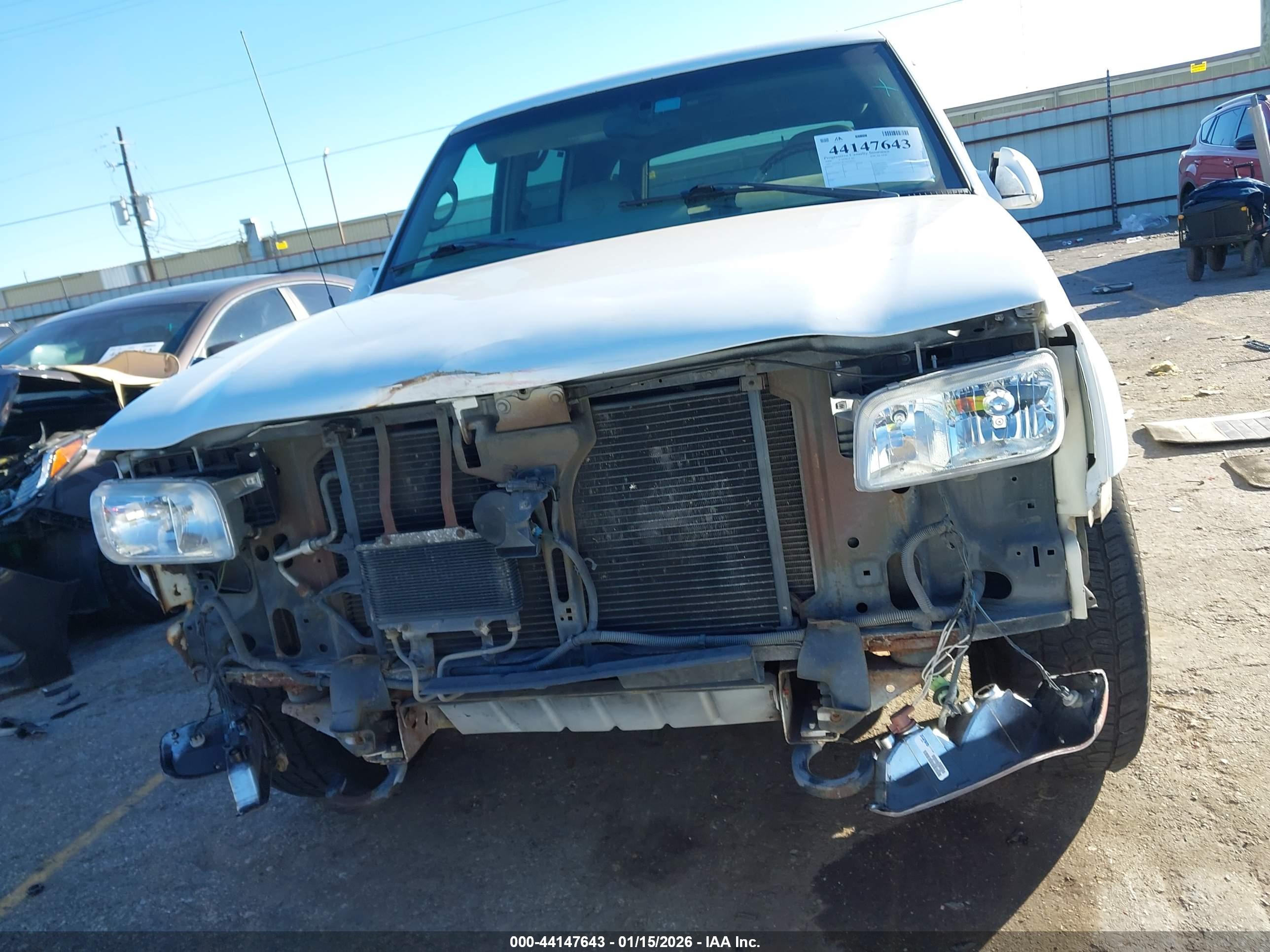 CADILLAC ESCALADE image 6
