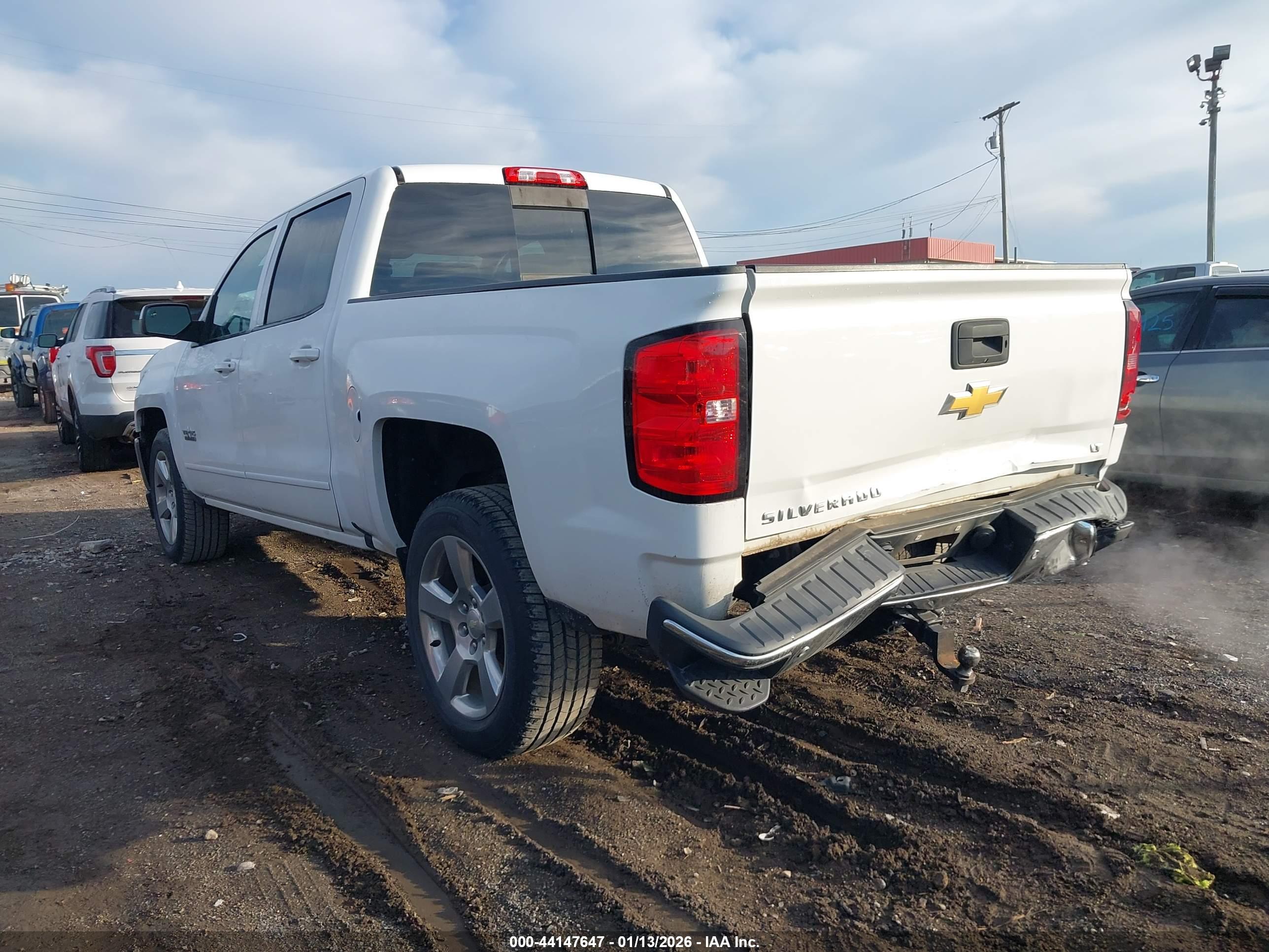 CHEVROLET SILVERADO image 3