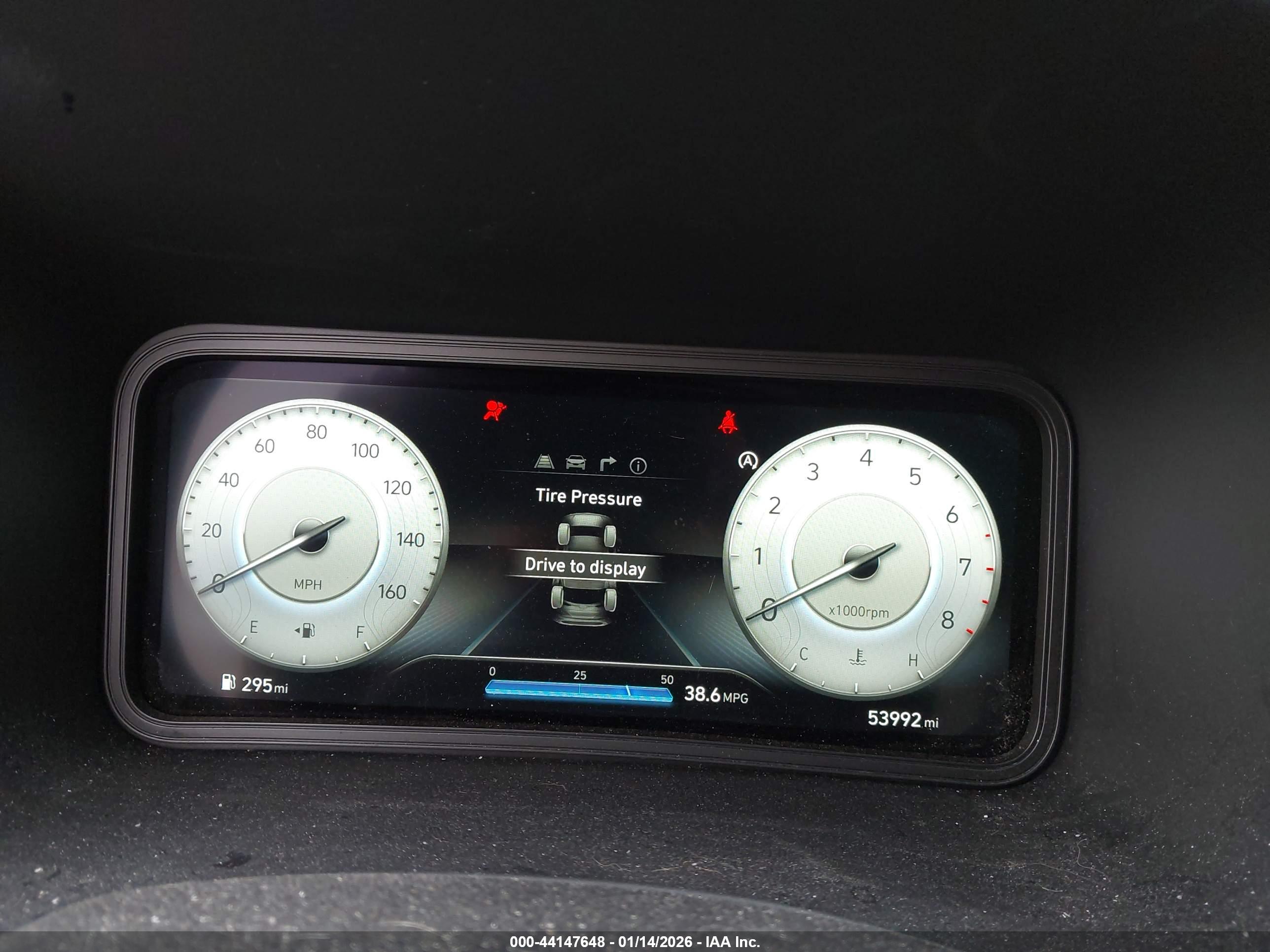 HYUNDAI KONA image 7