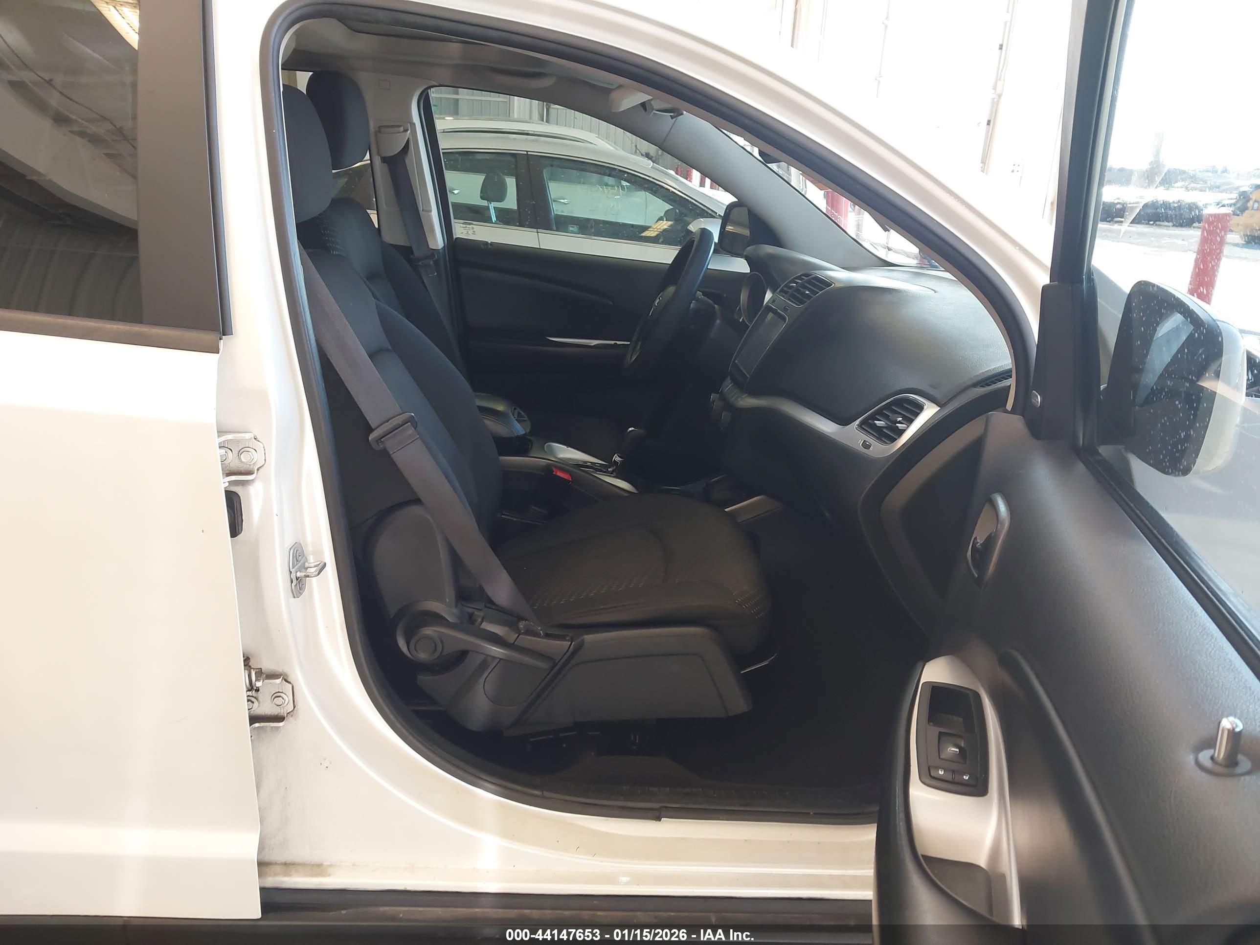 DODGE JOURNEY image 5