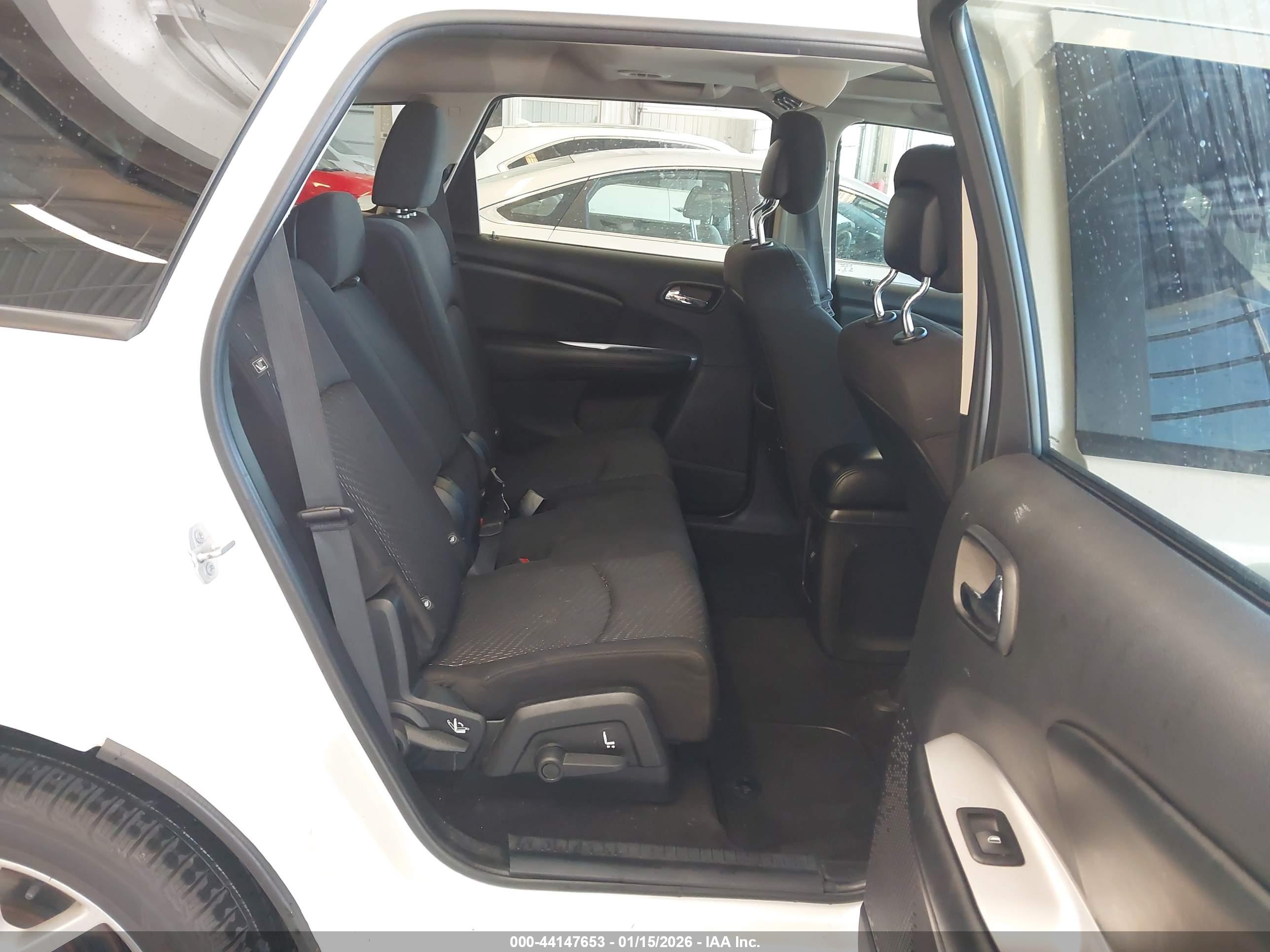 DODGE JOURNEY image 8