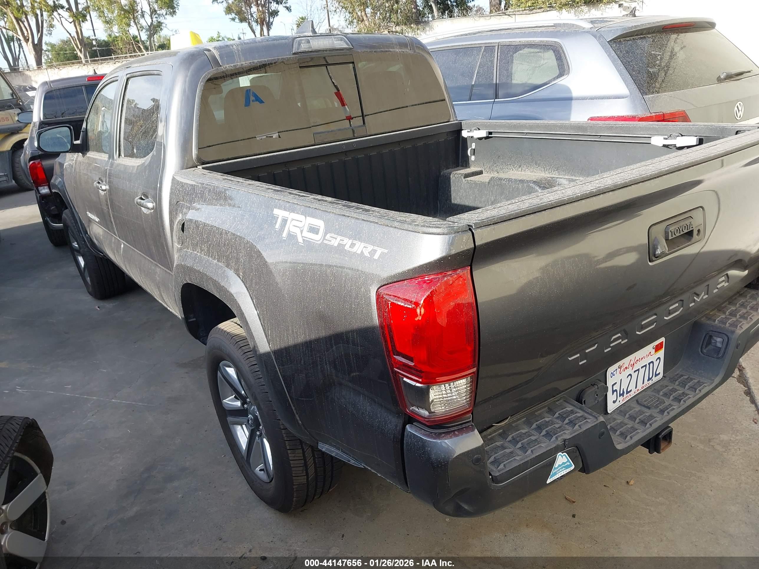 TOYOTA TACOMA image 3