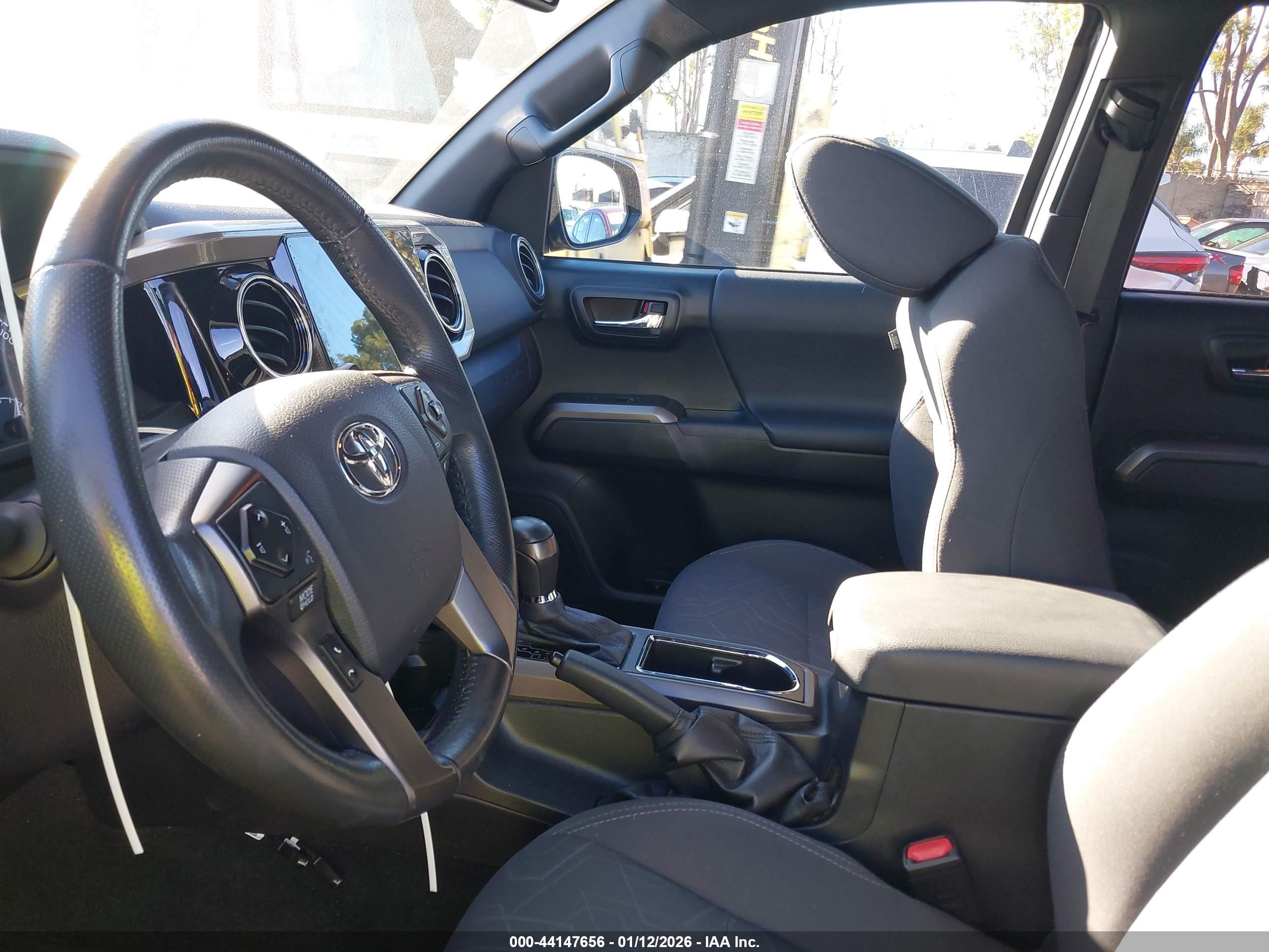 TOYOTA TACOMA image 5