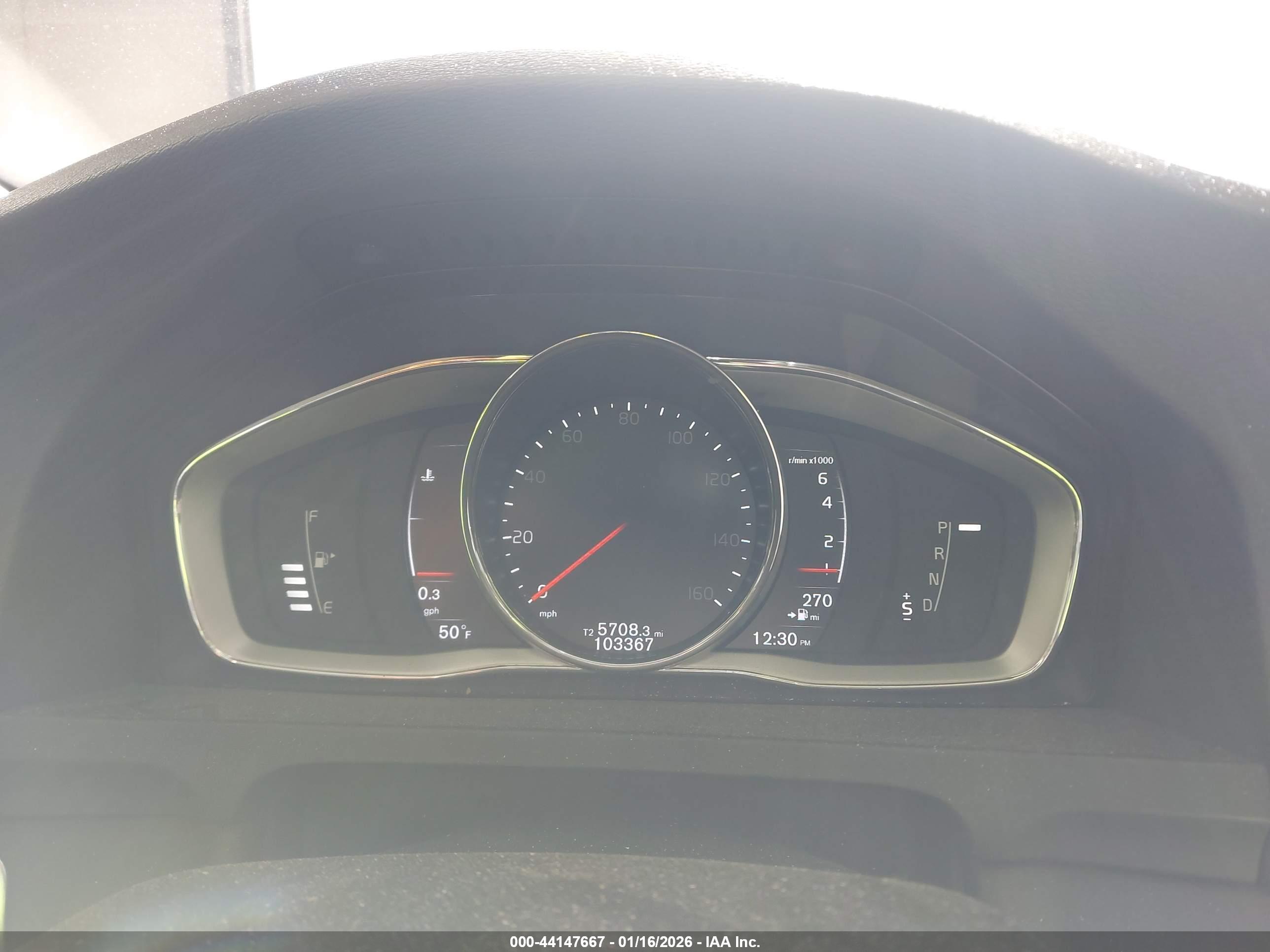 VOLVO S60 image 7