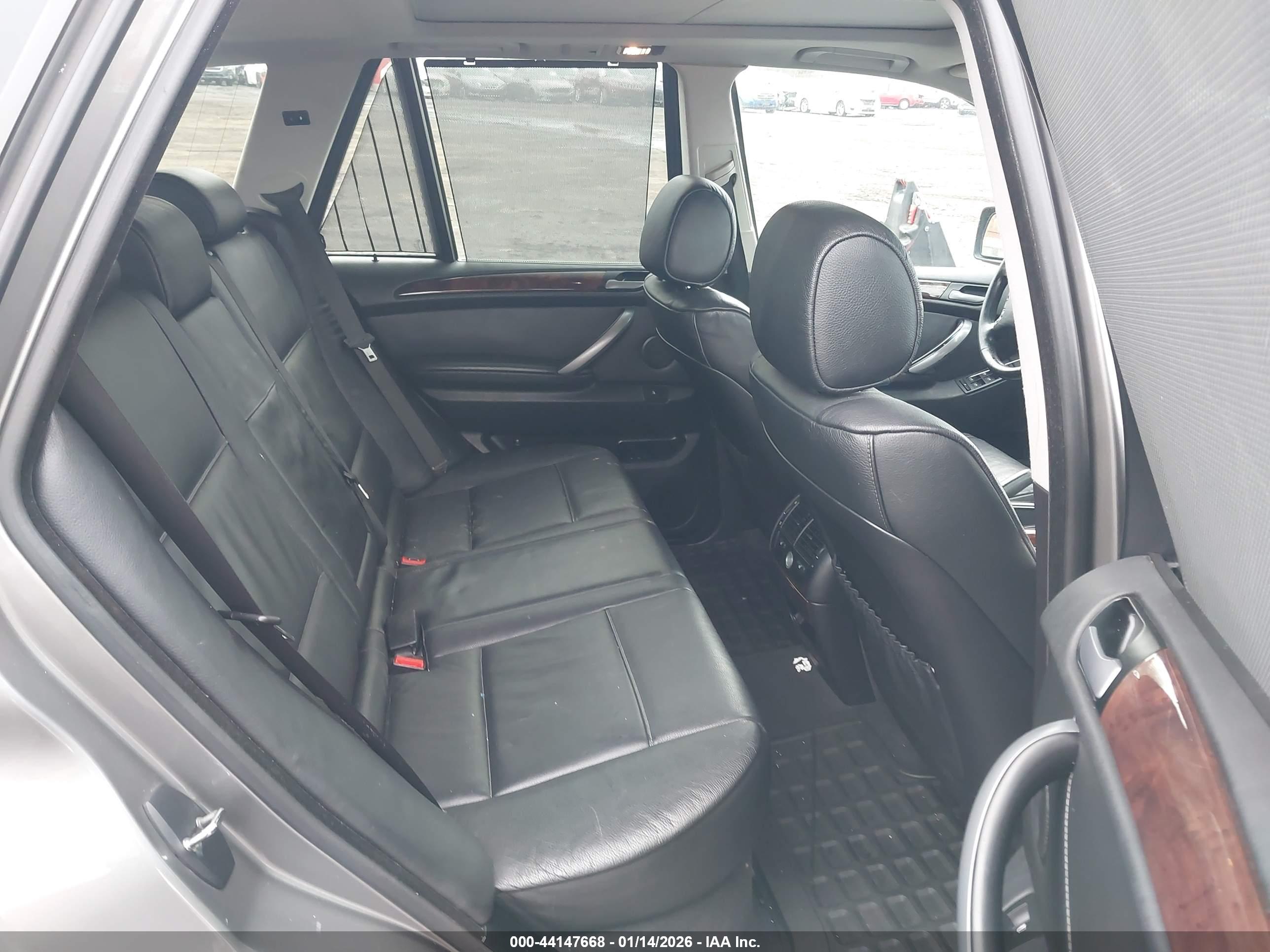 BMW X5 image 8