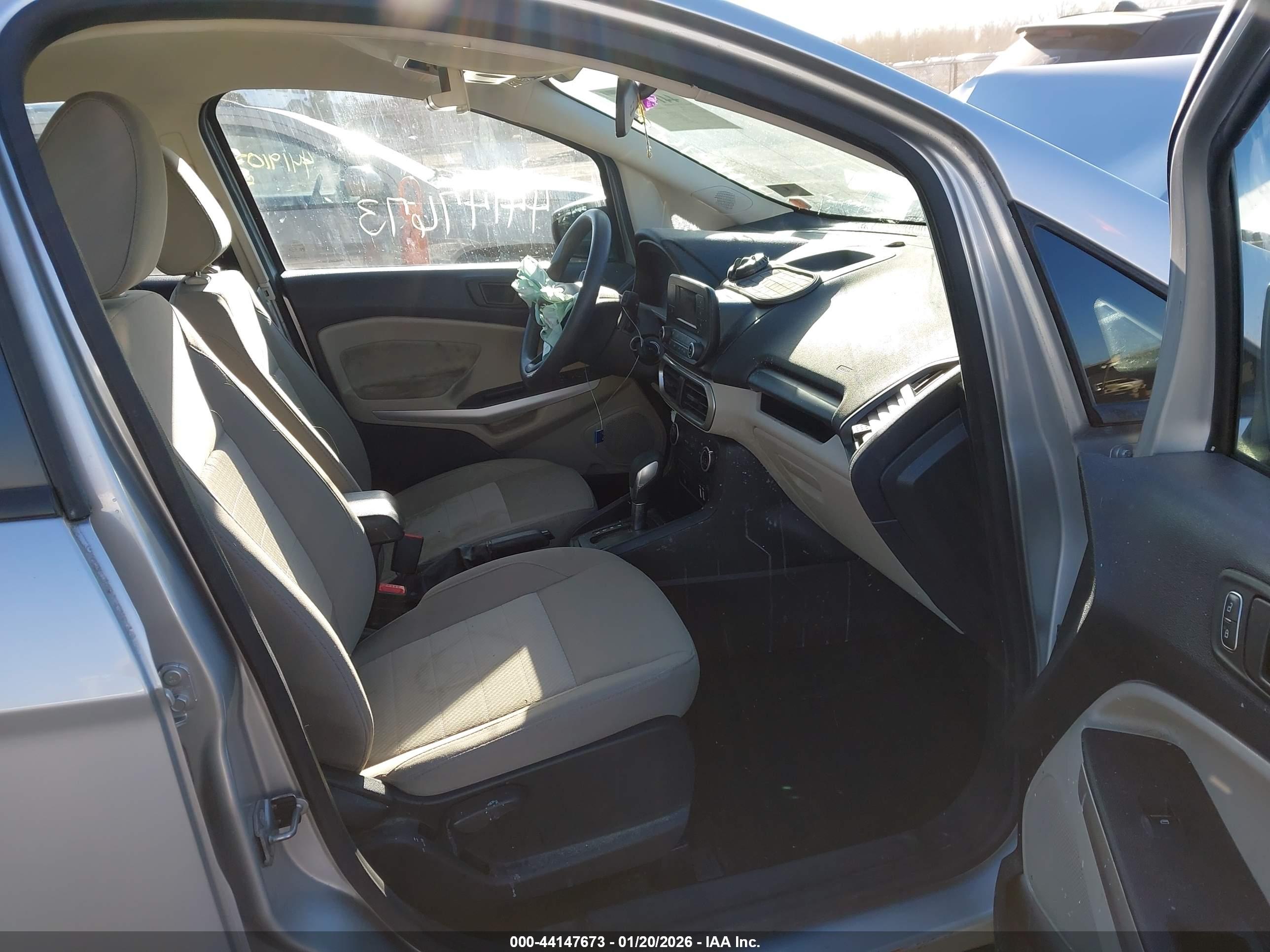 FORD ECOSPORT image 5