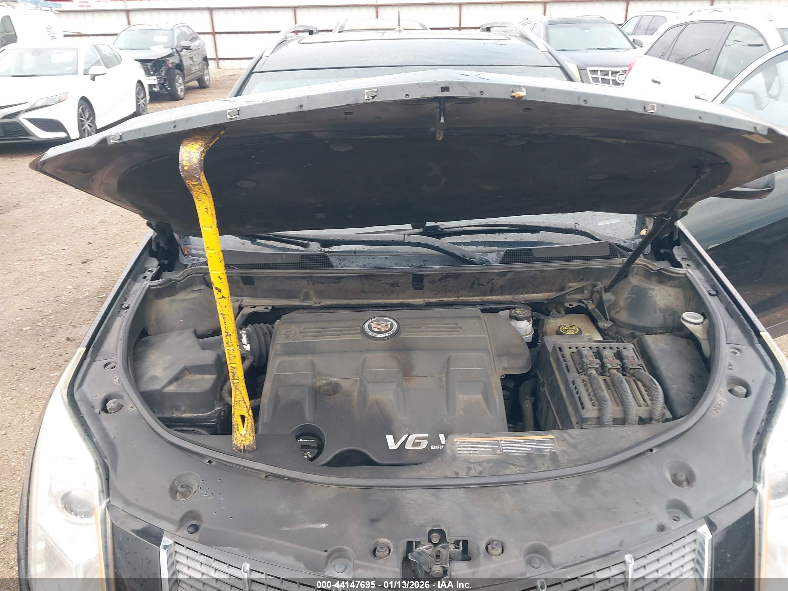 CADILLAC SRX image 10
