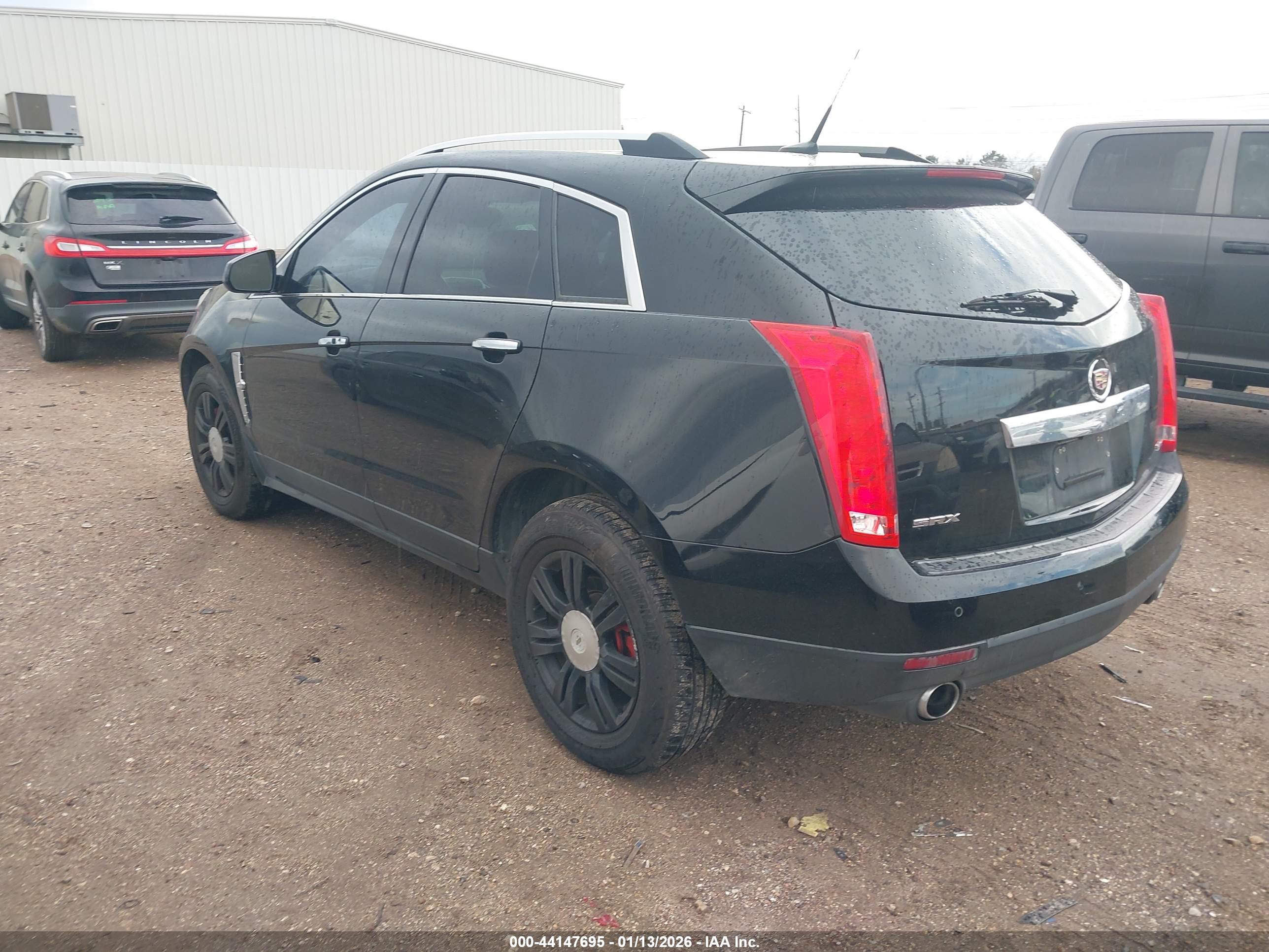 CADILLAC SRX image 3