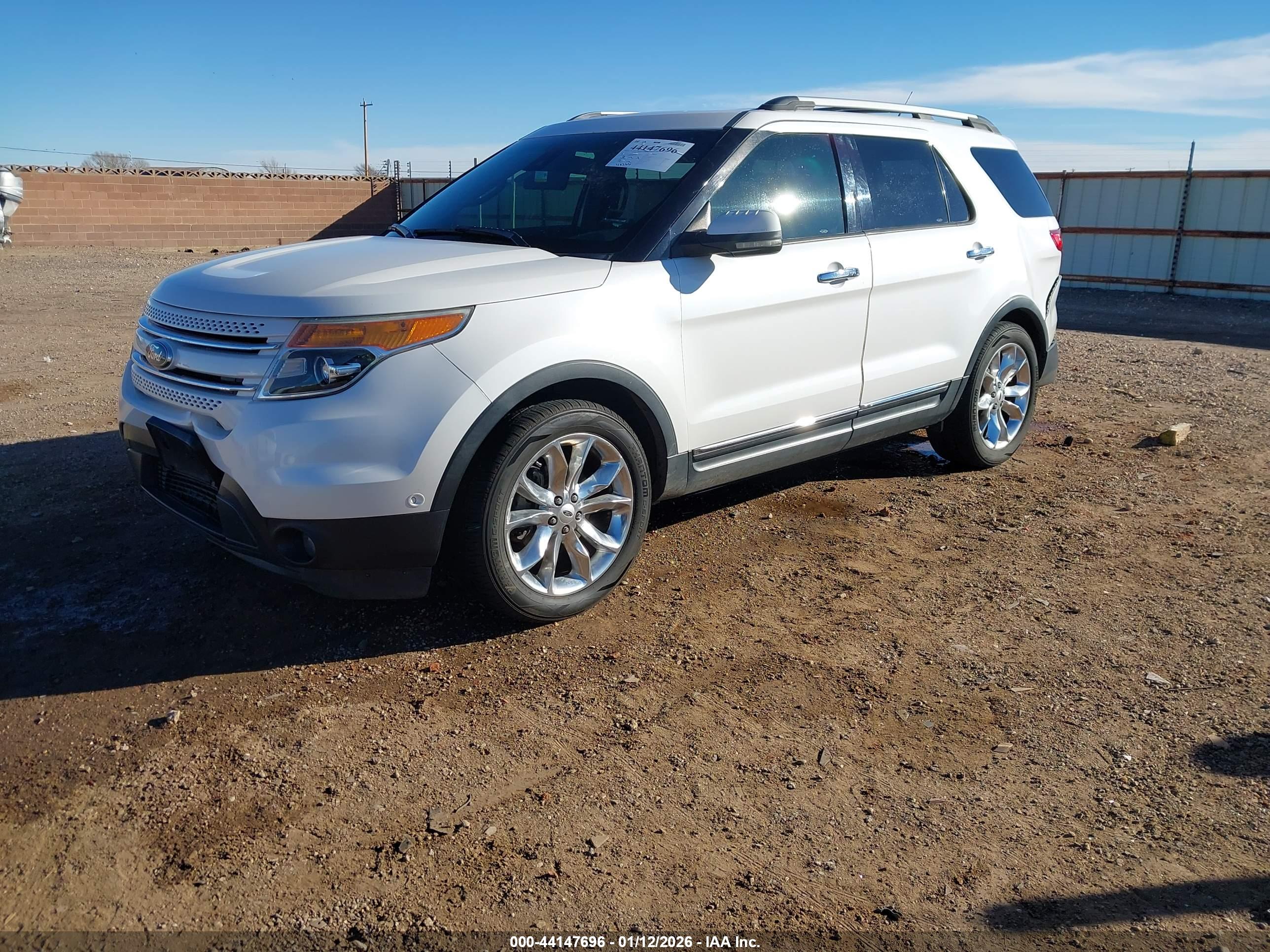 FORD EXPLORER image 2