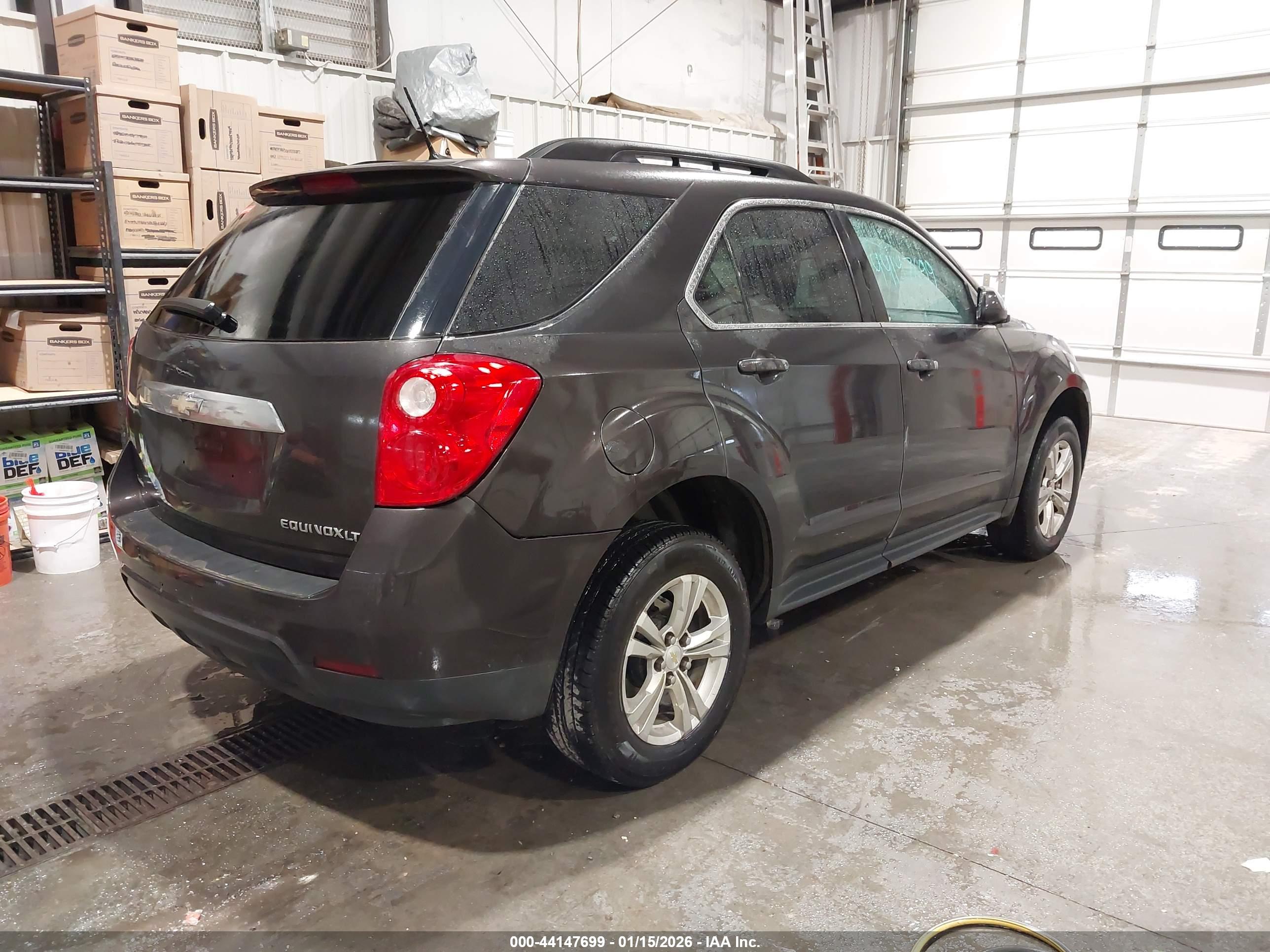CHEVROLET EQUINOX image 4