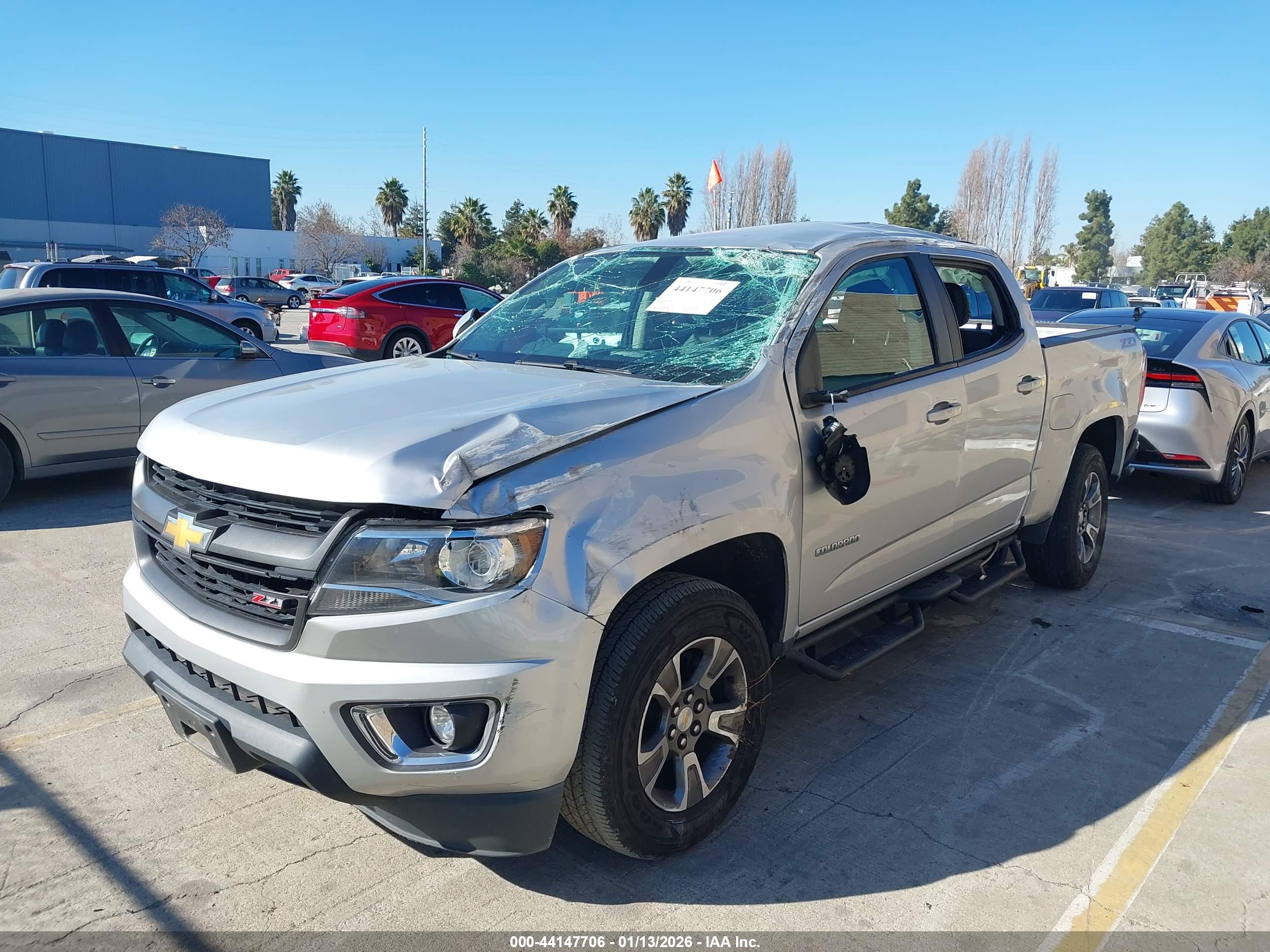 CHEVROLET COLORADO image 2