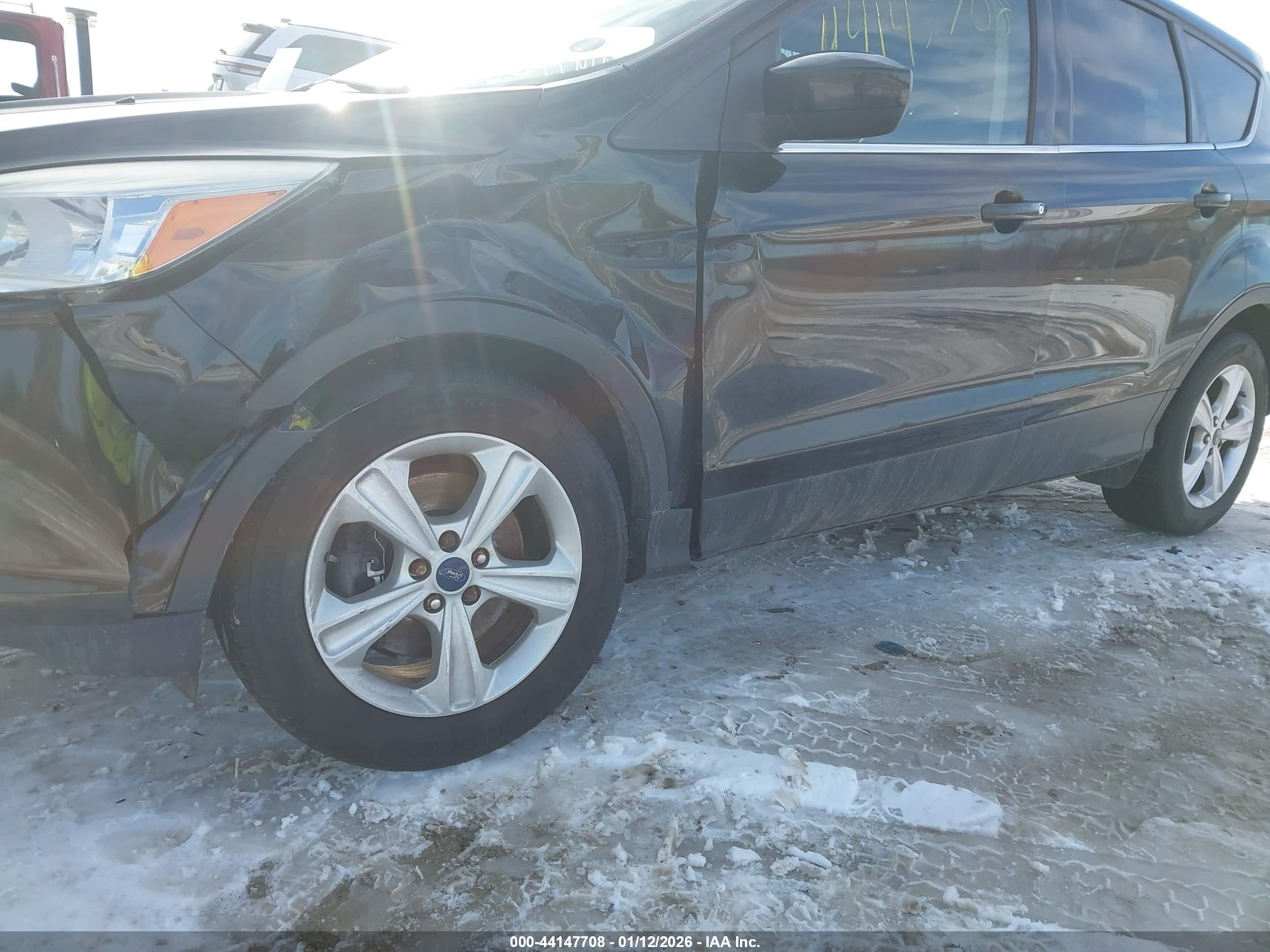 FORD ESCAPE image 6