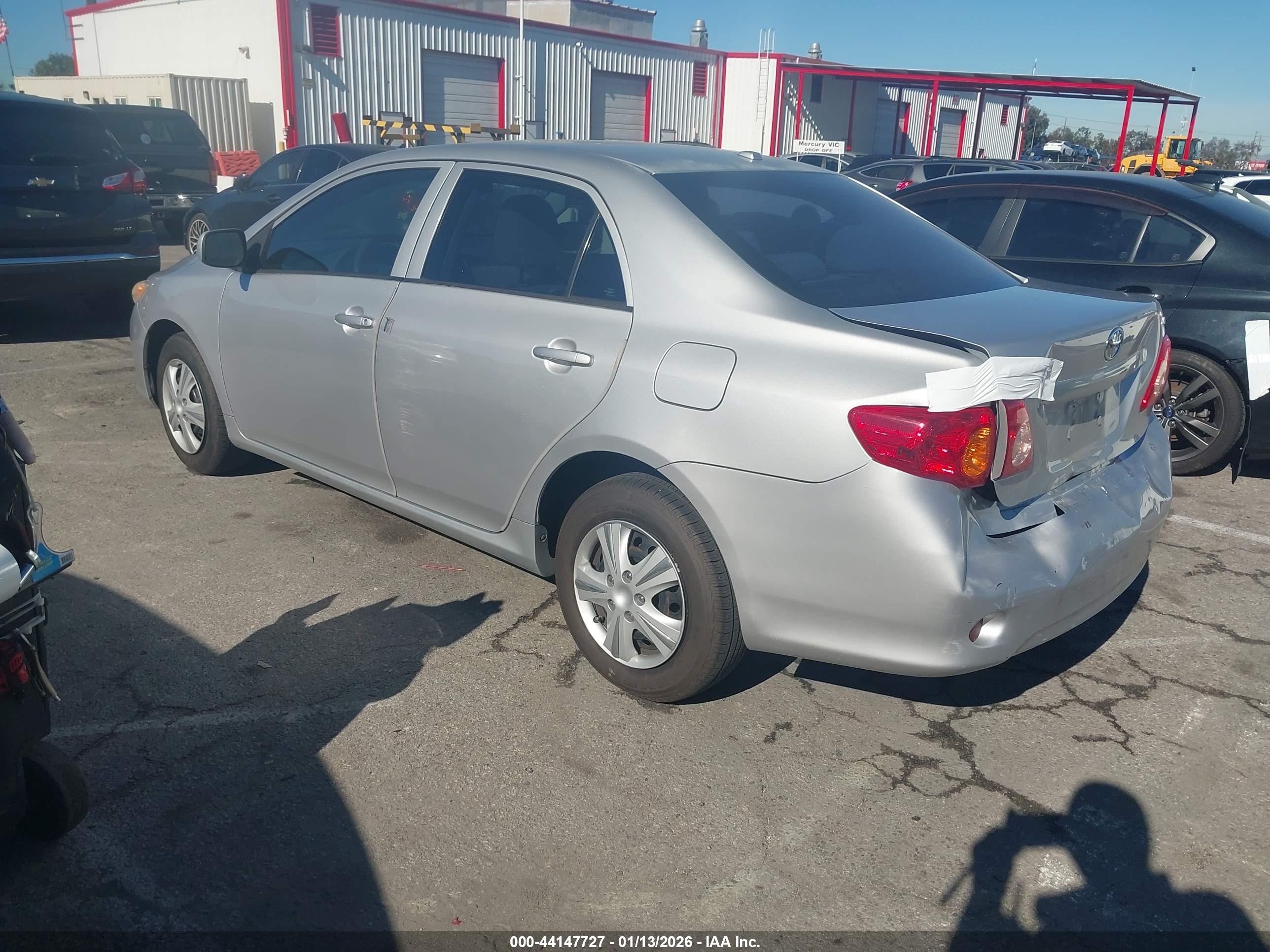 TOYOTA COROLLA image 3