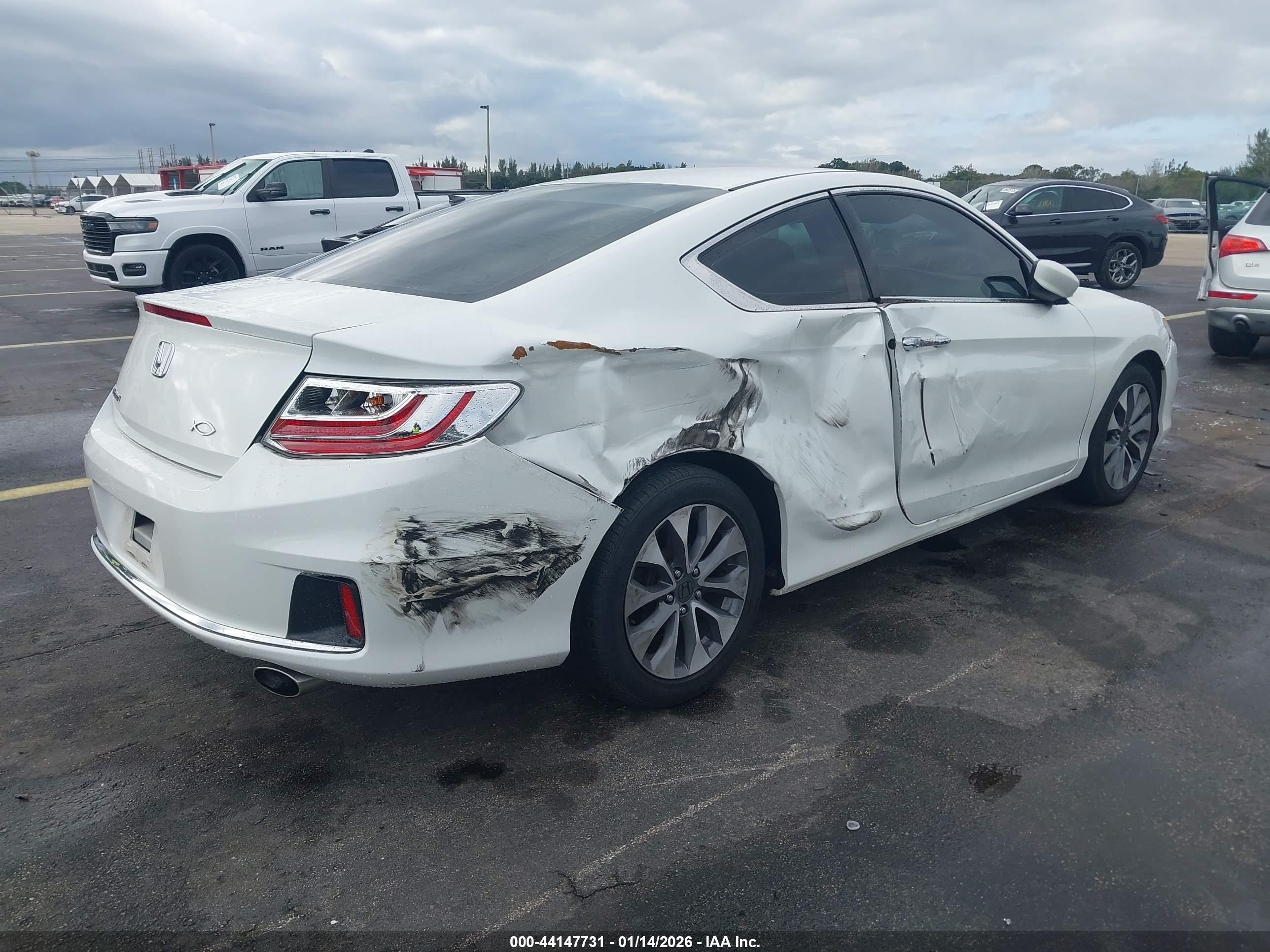 HONDA ACCORD image 4