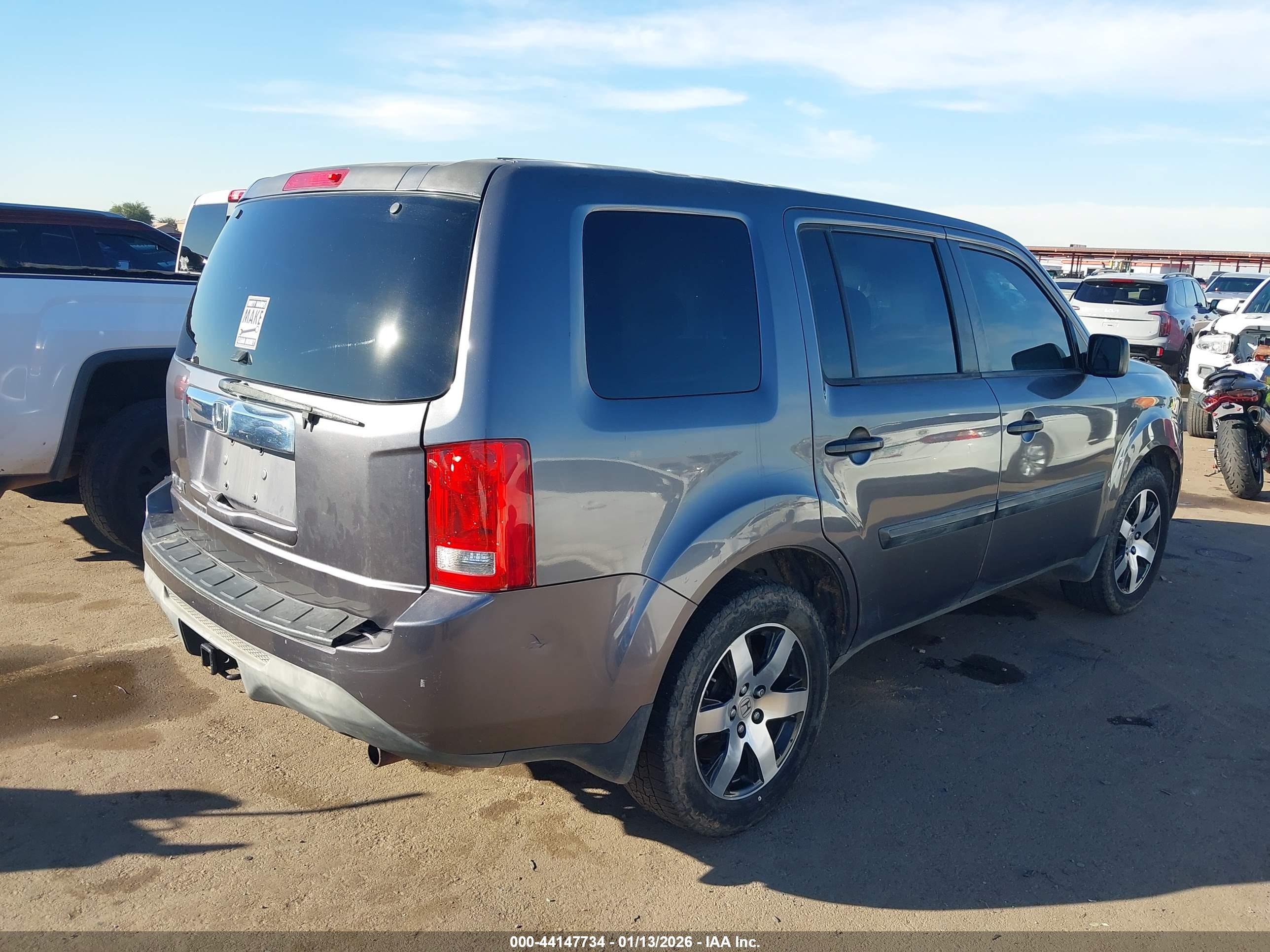 HONDA PILOT image 4