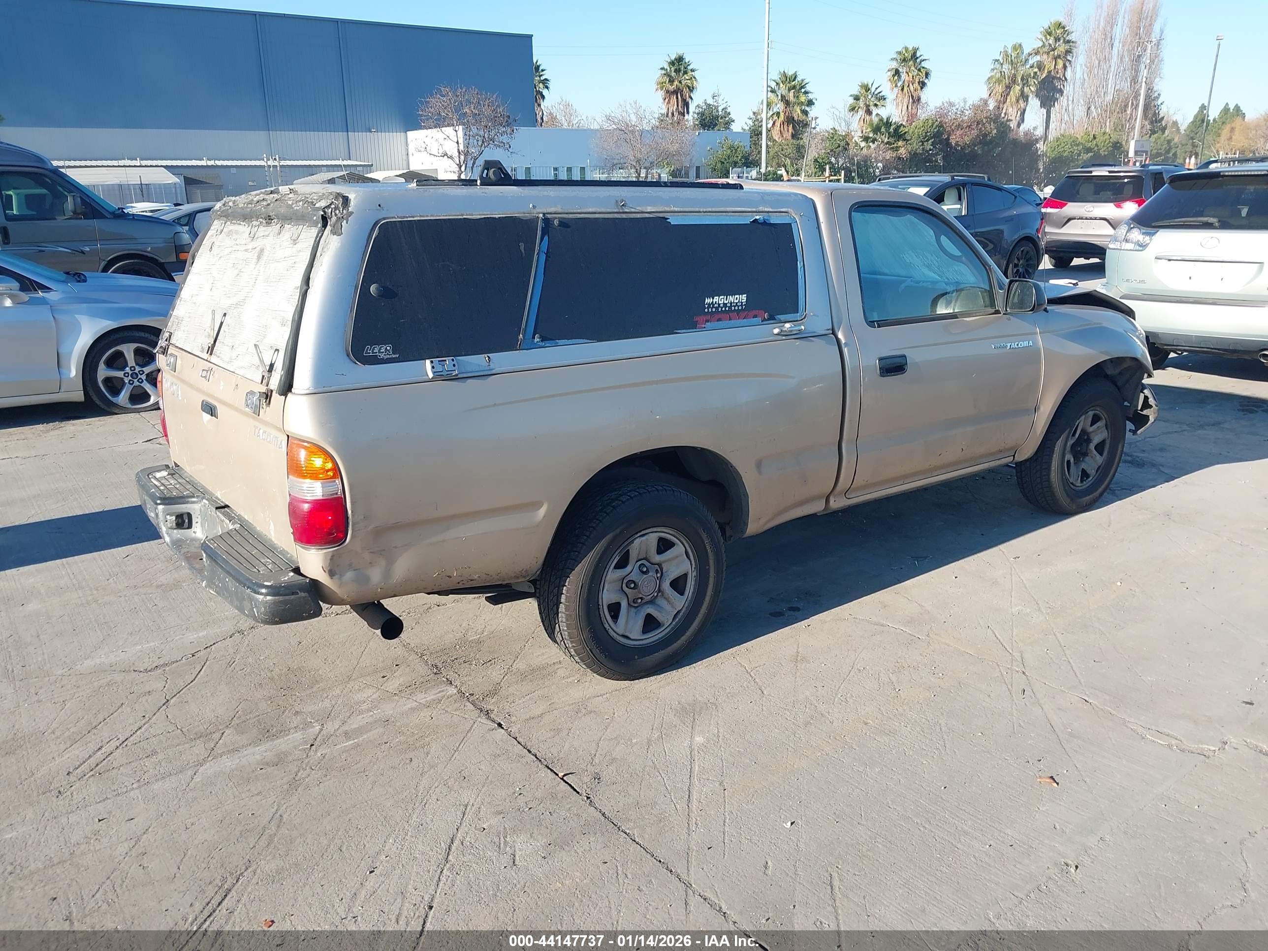 TOYOTA TACOMA image 4