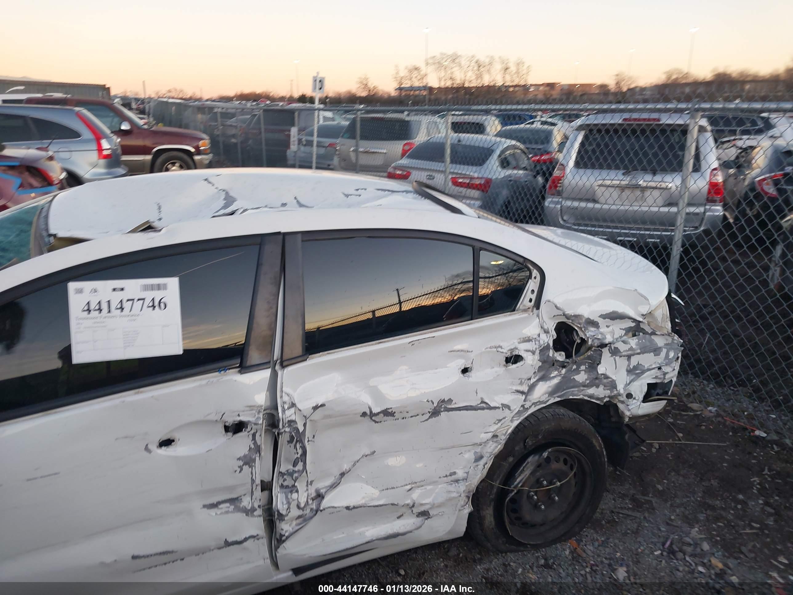 HONDA CIVIC image 6